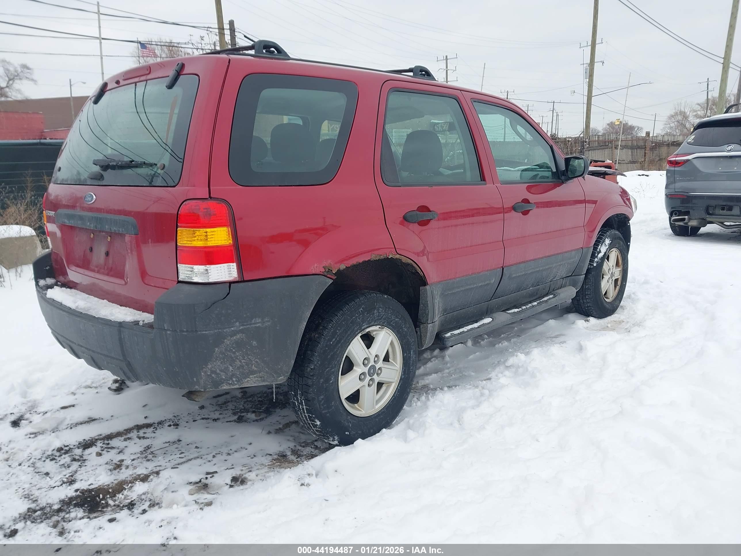 FORD ESCAPE image 4