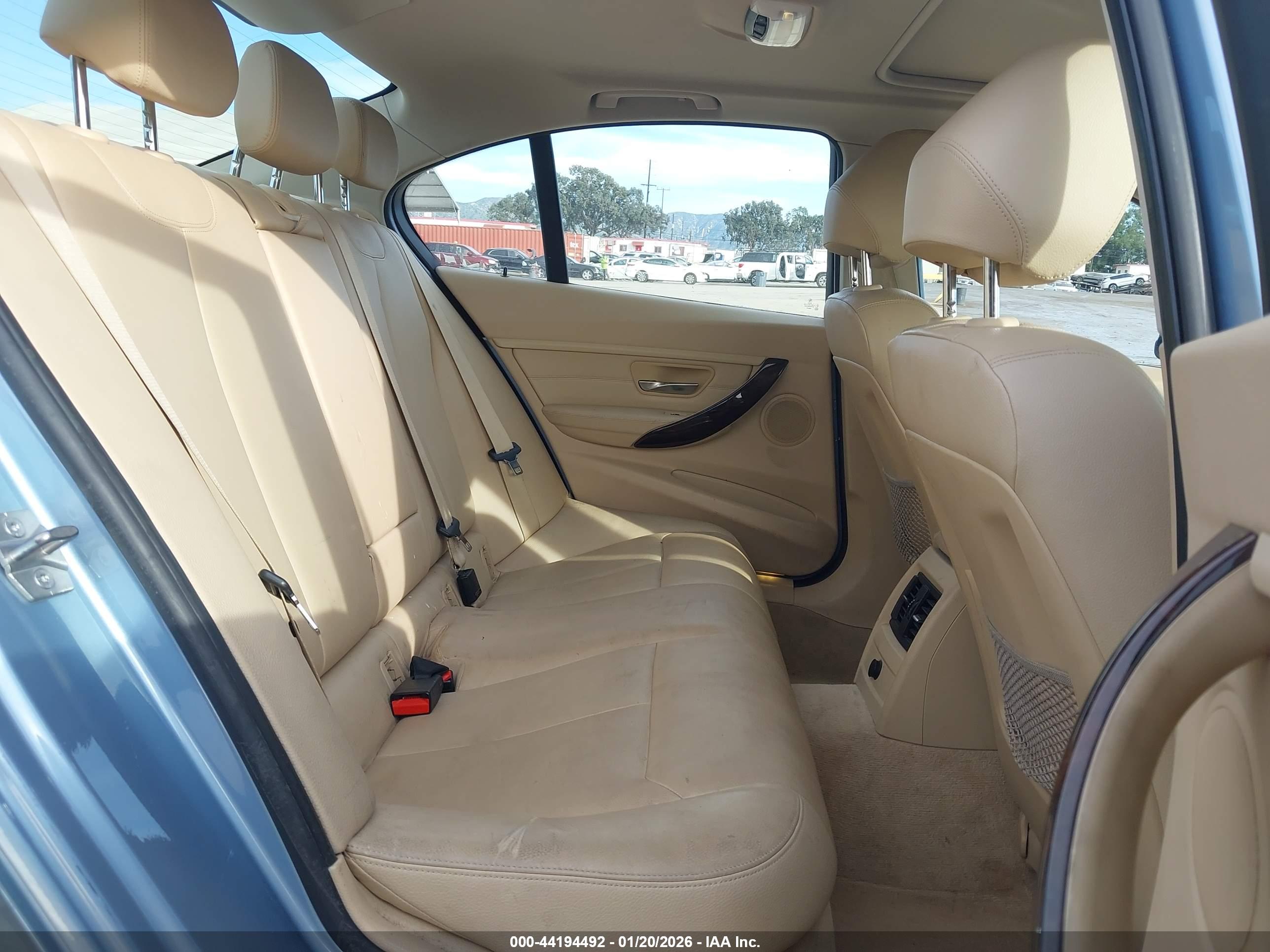 BMW 328I image 8