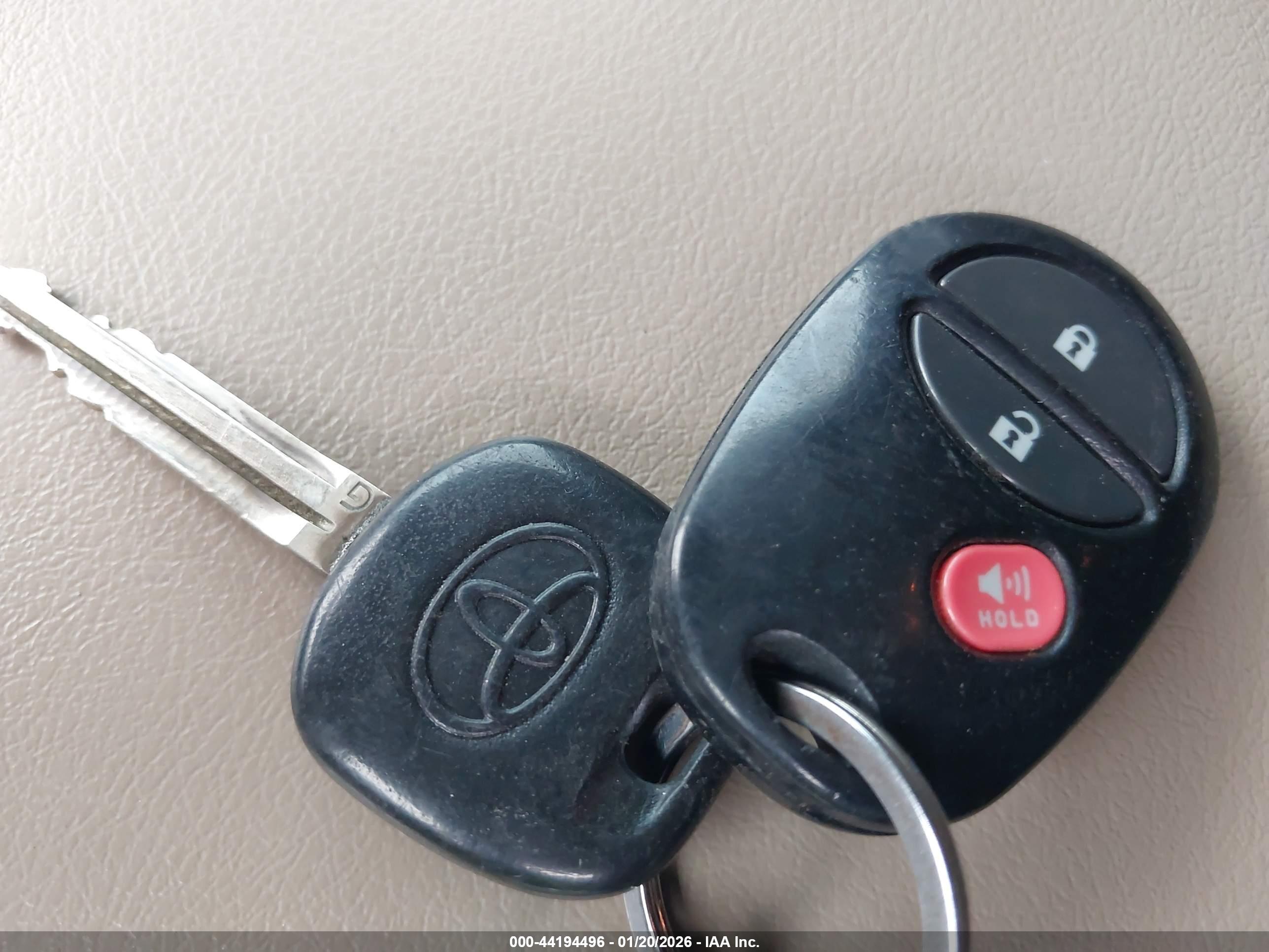 TOYOTA SEQUOIA image 11