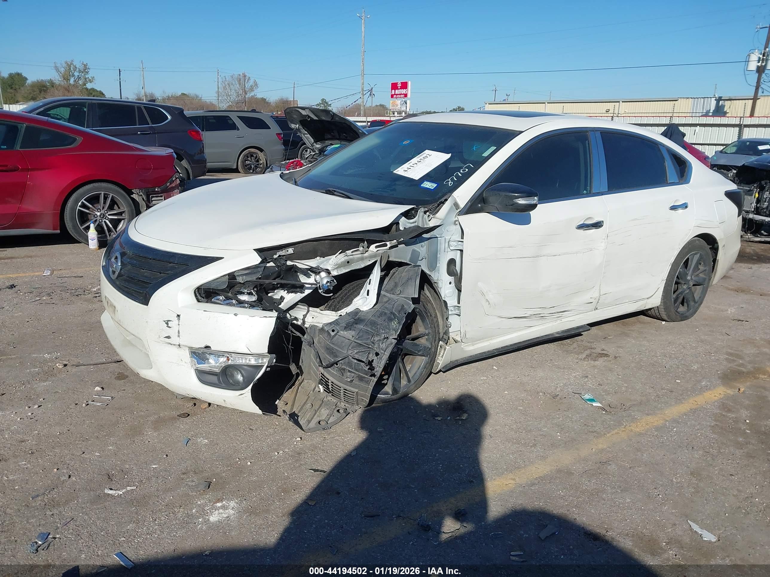 NISSAN ALTIMA image 2