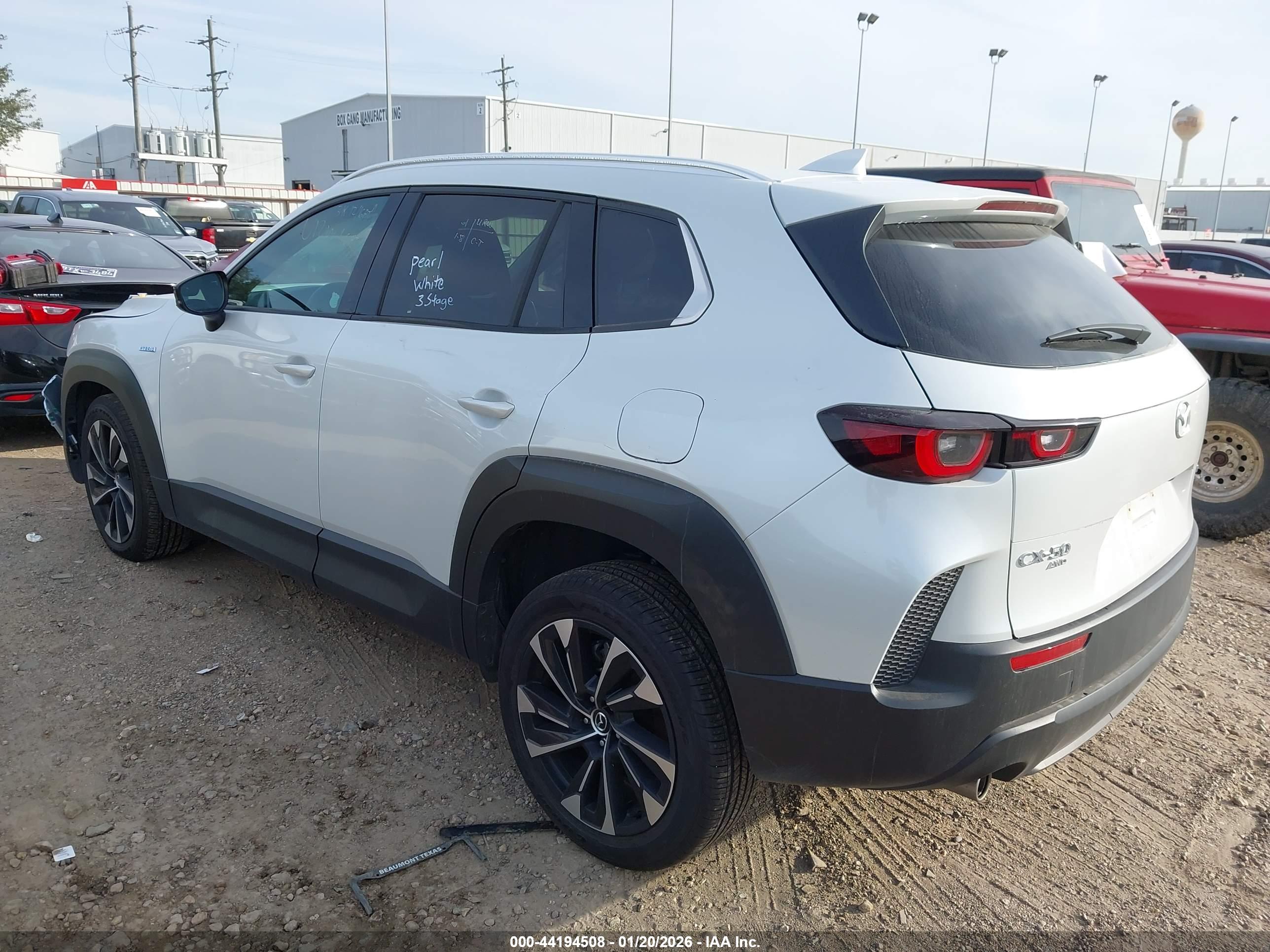 MAZDA CX-50 image 3