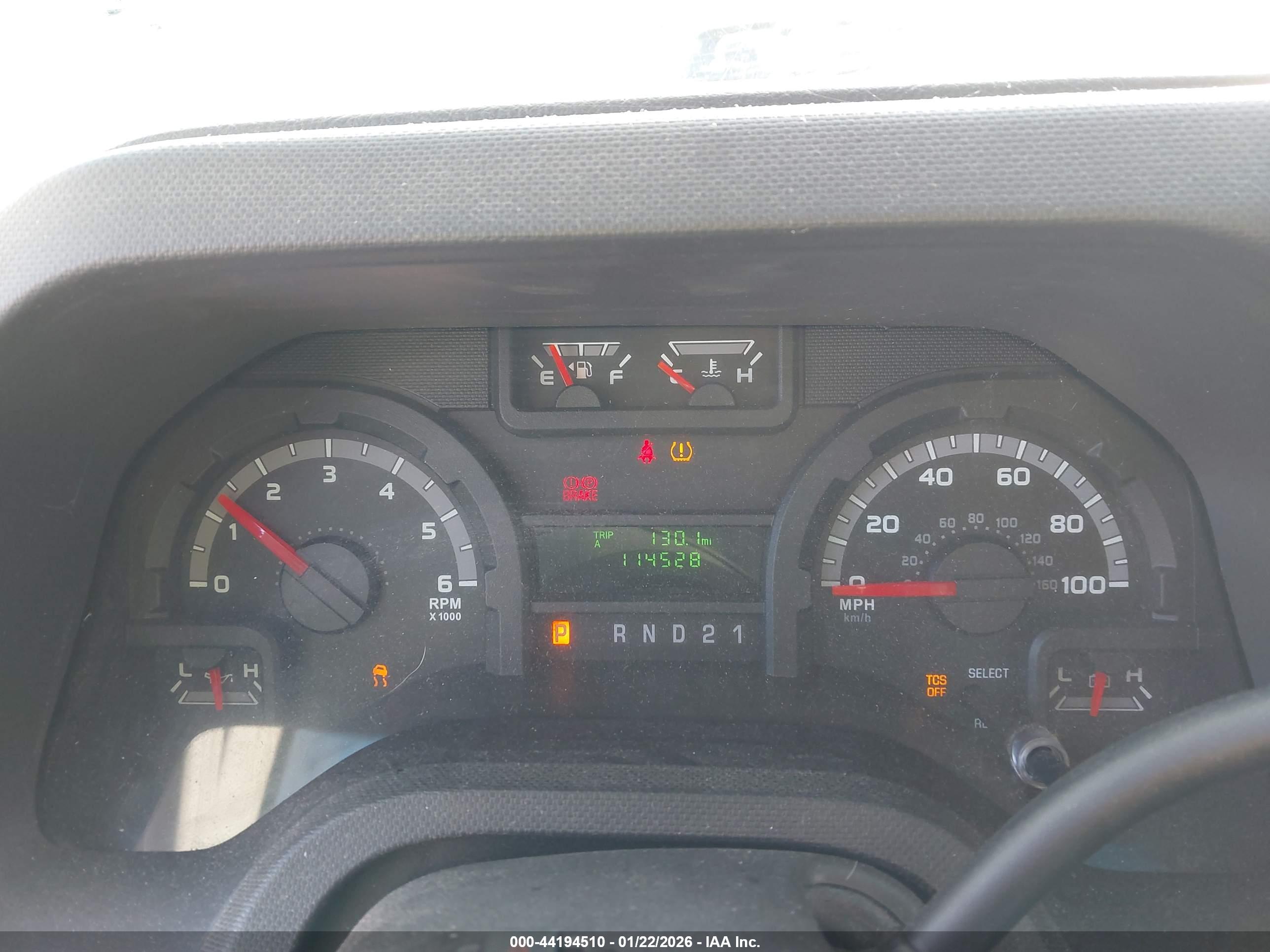 FORD E-350 image 7