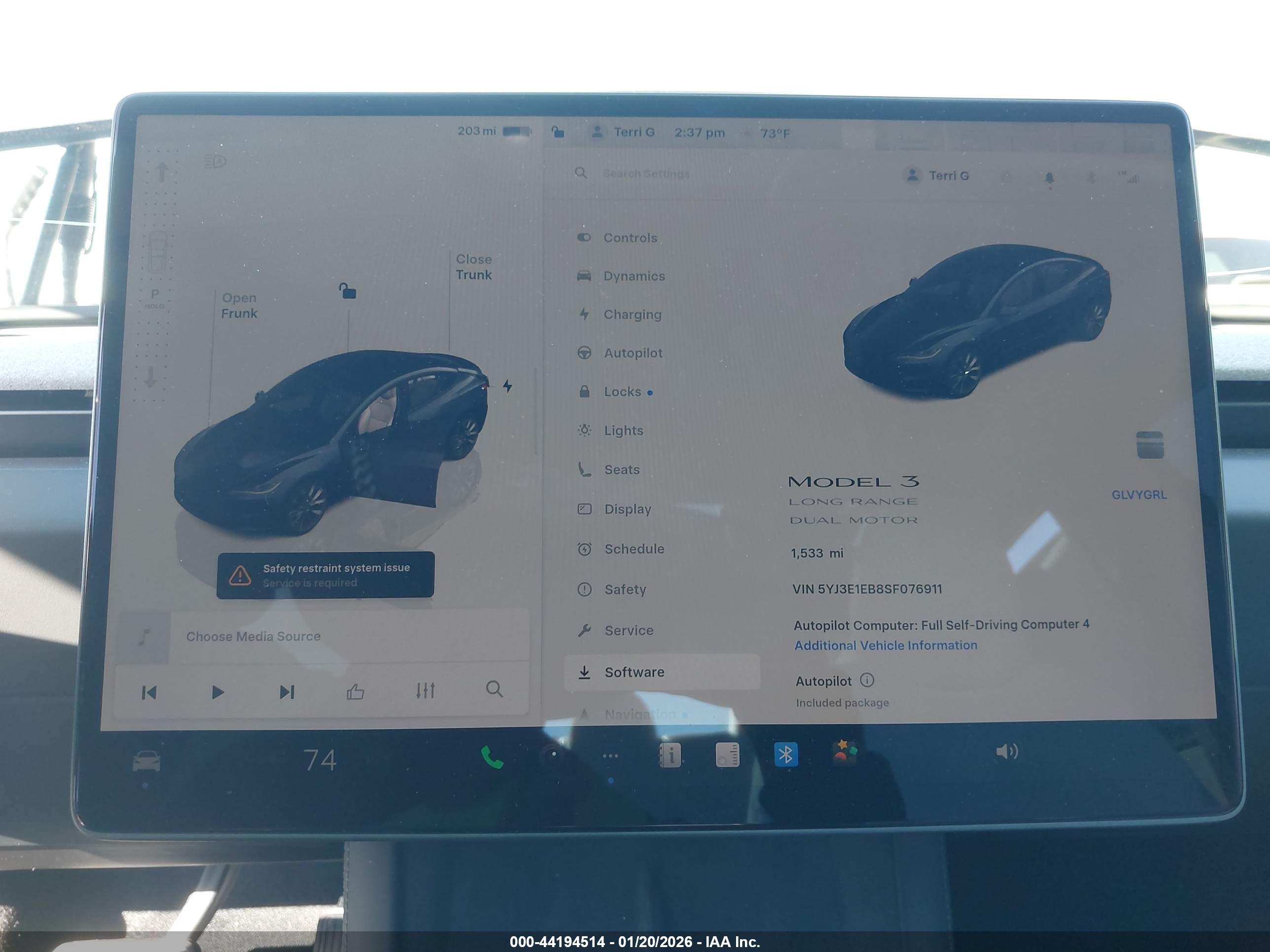 TESLA MODEL image 7