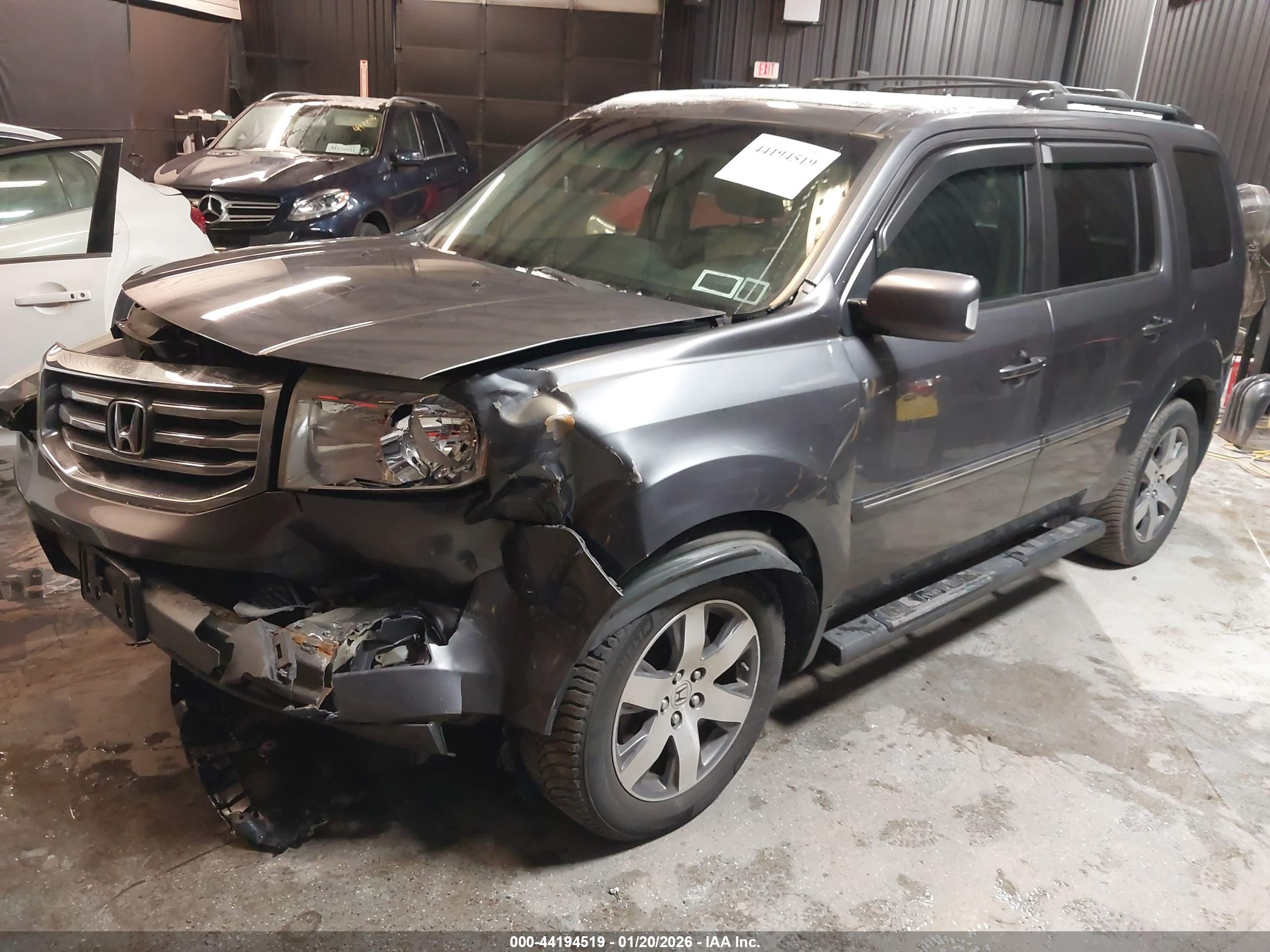 HONDA PILOT image 2