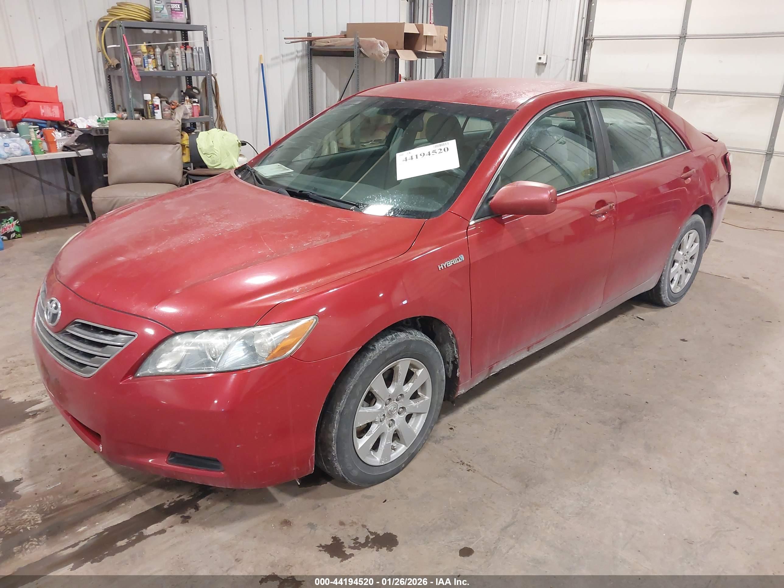 TOYOTA CAMRY image 2