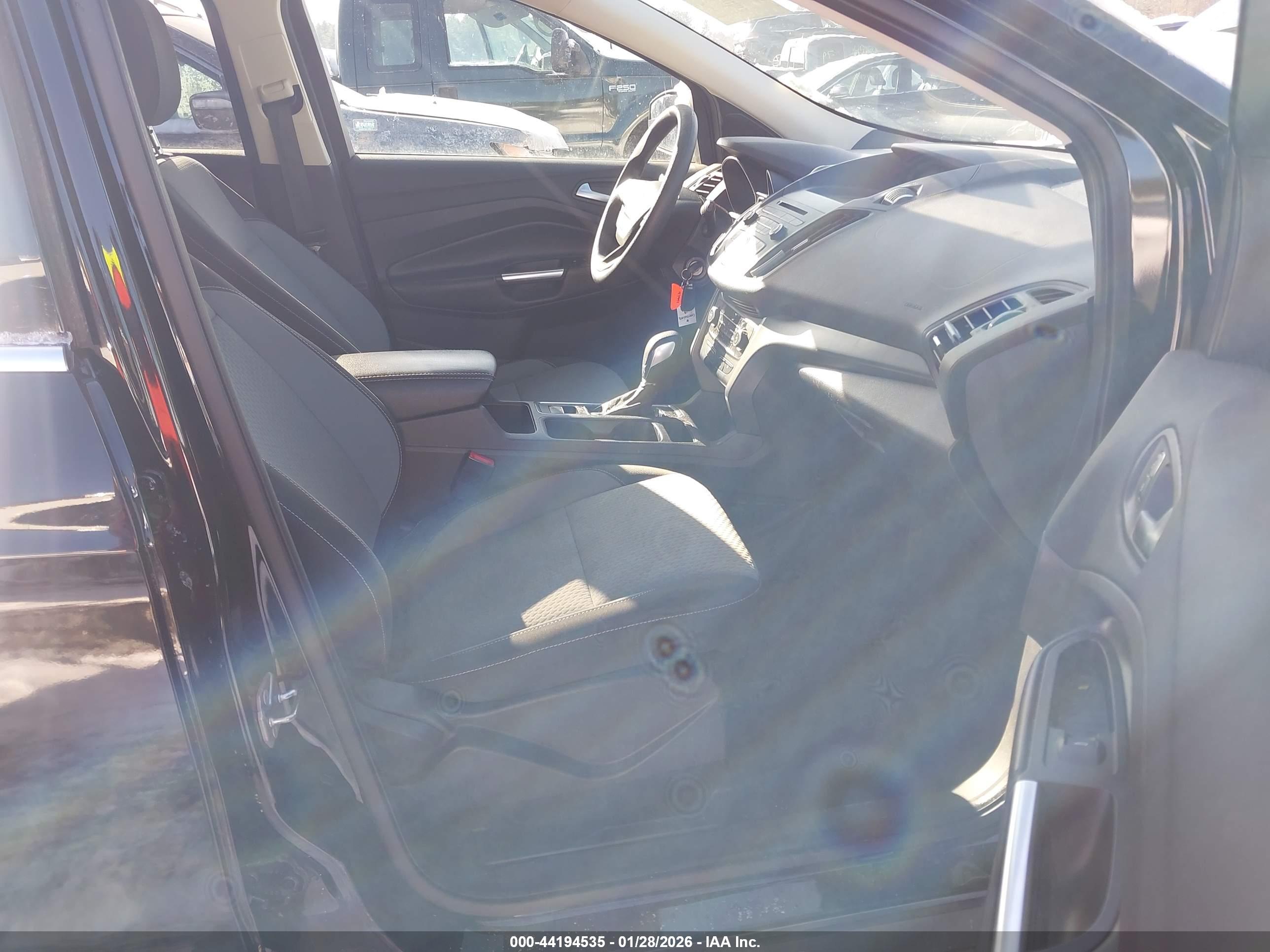 FORD ESCAPE image 5