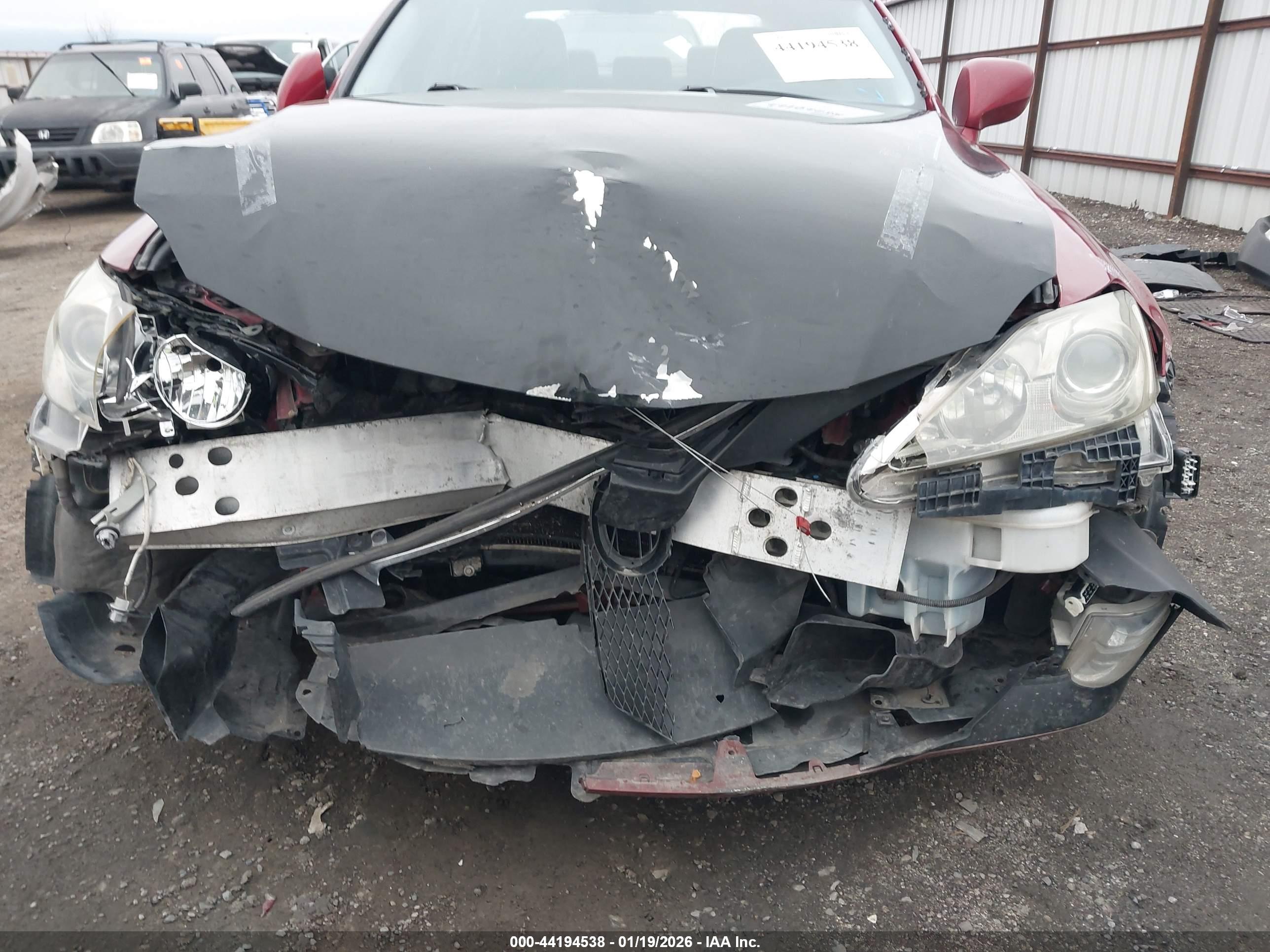 LEXUS IS image 6