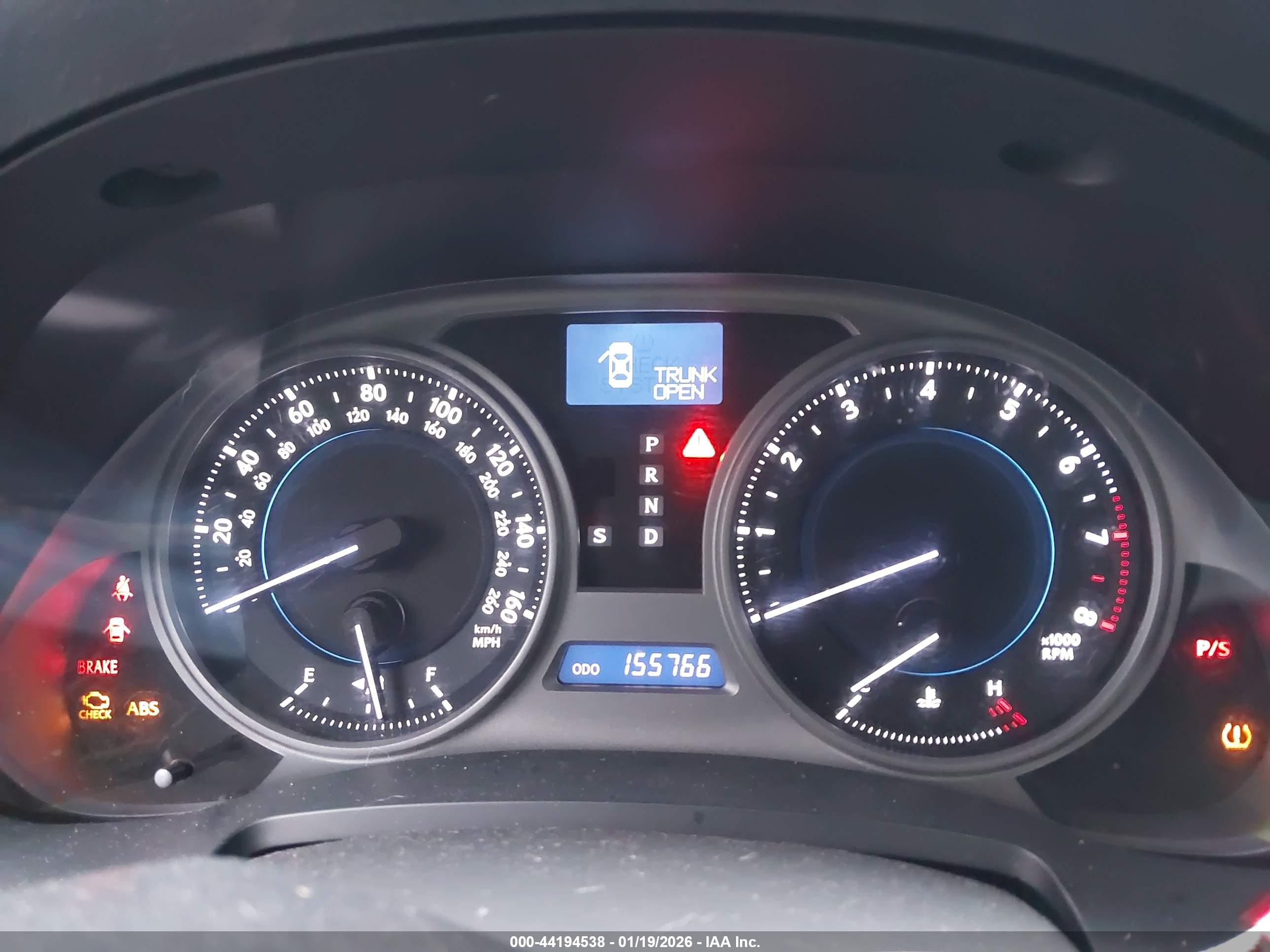 LEXUS IS image 7