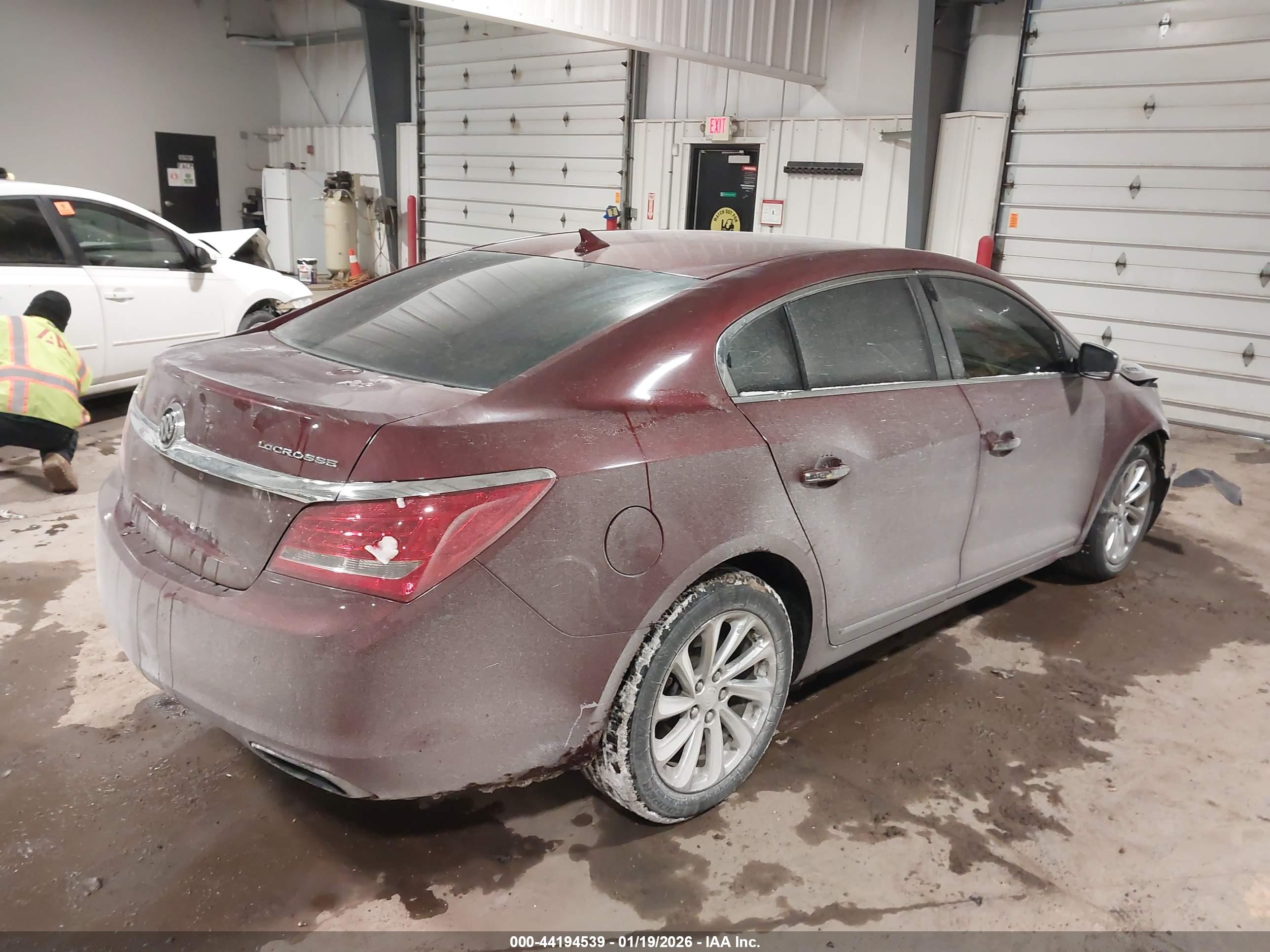 BUICK LACROSSE image 4