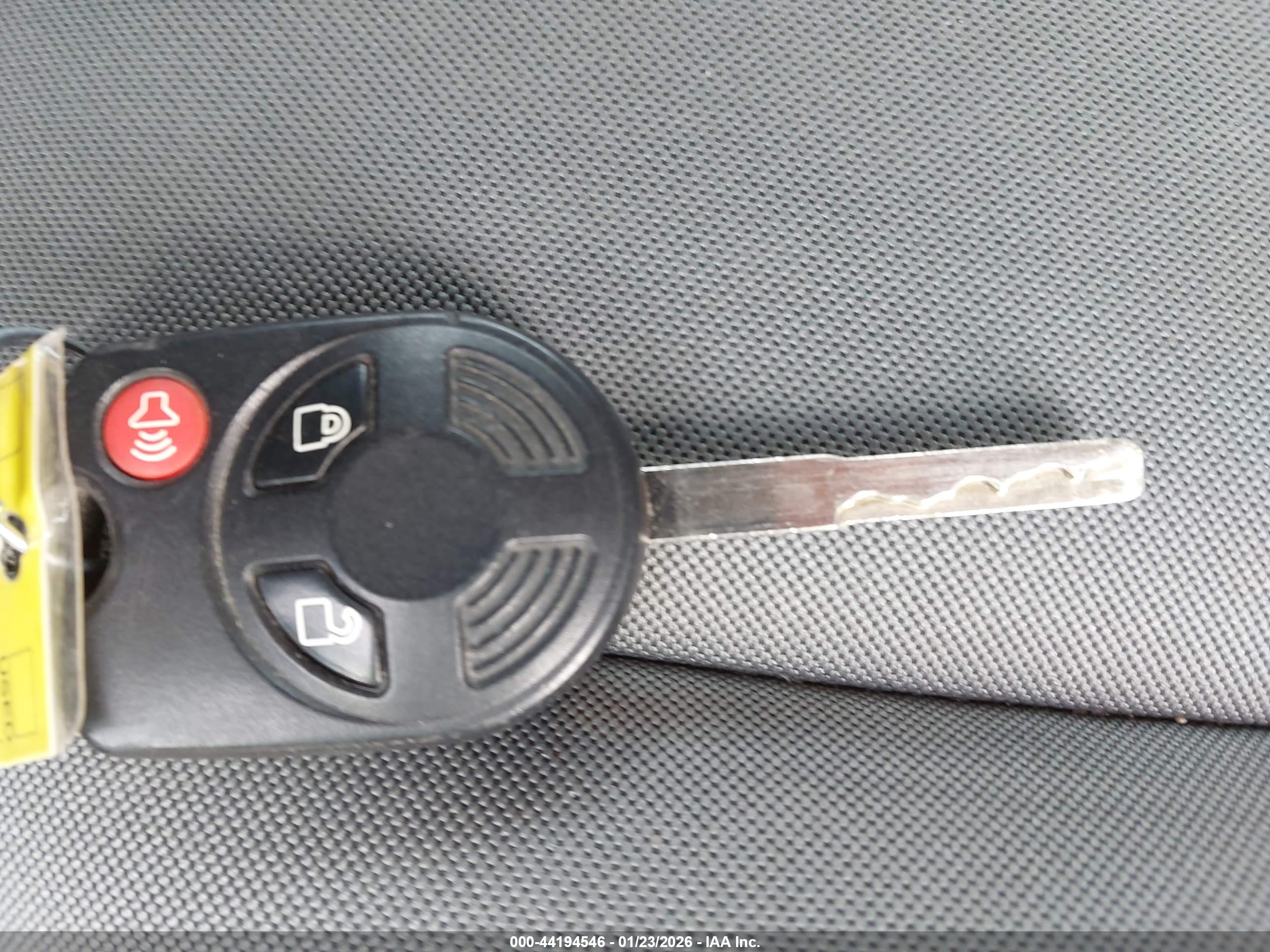 FORD ESCAPE image 11