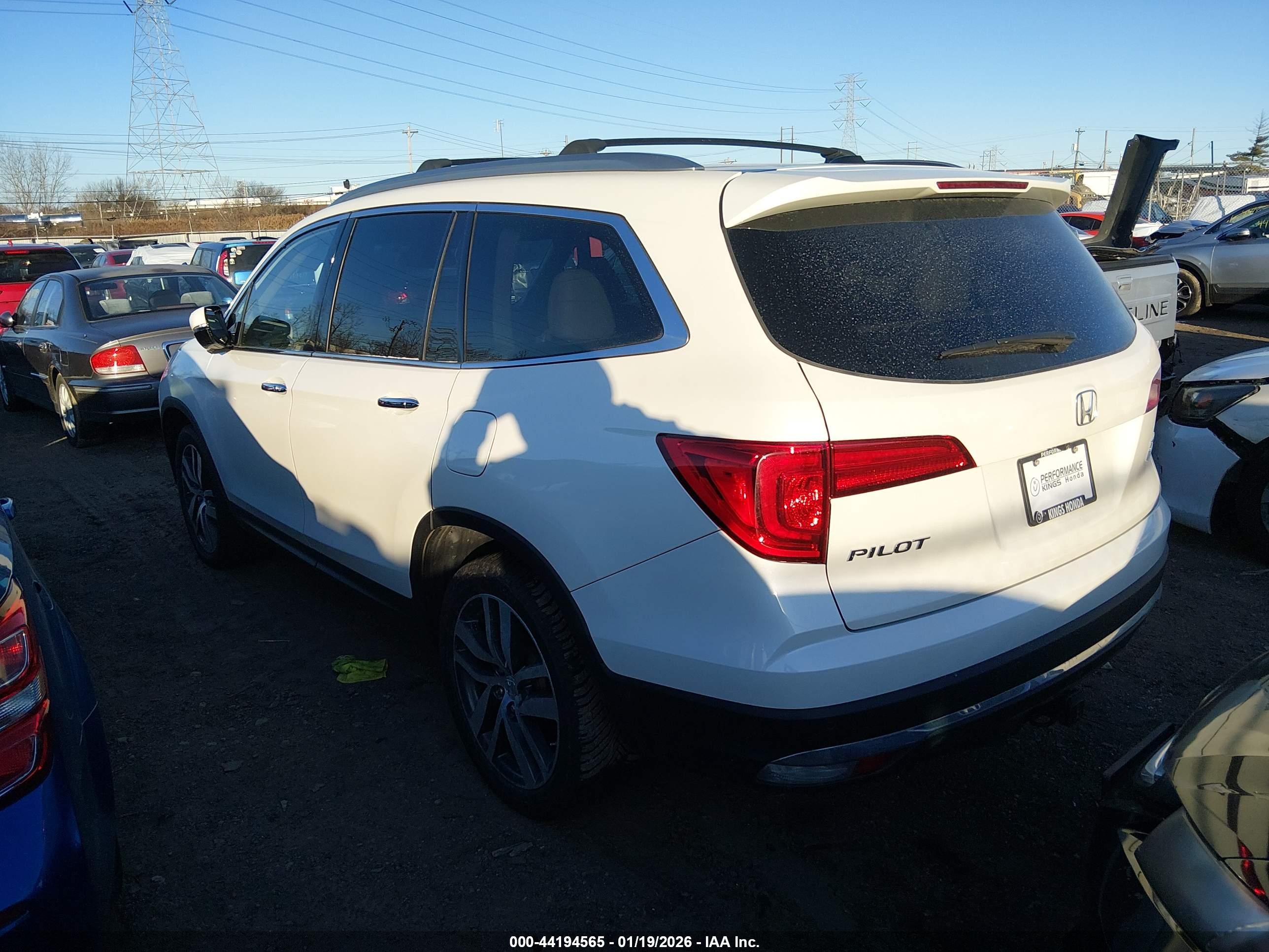 HONDA PILOT image 3