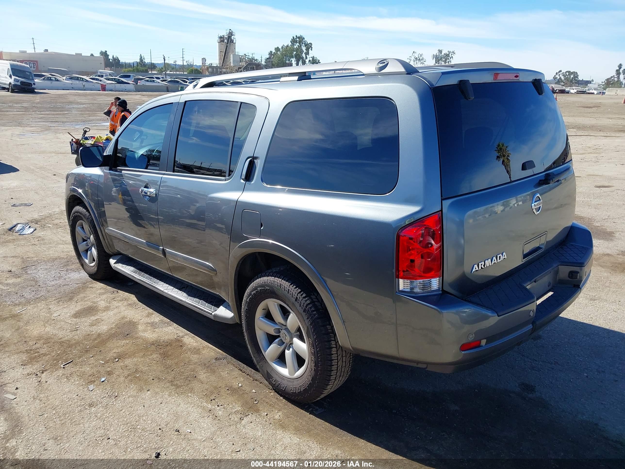 NISSAN ARMADA image 3