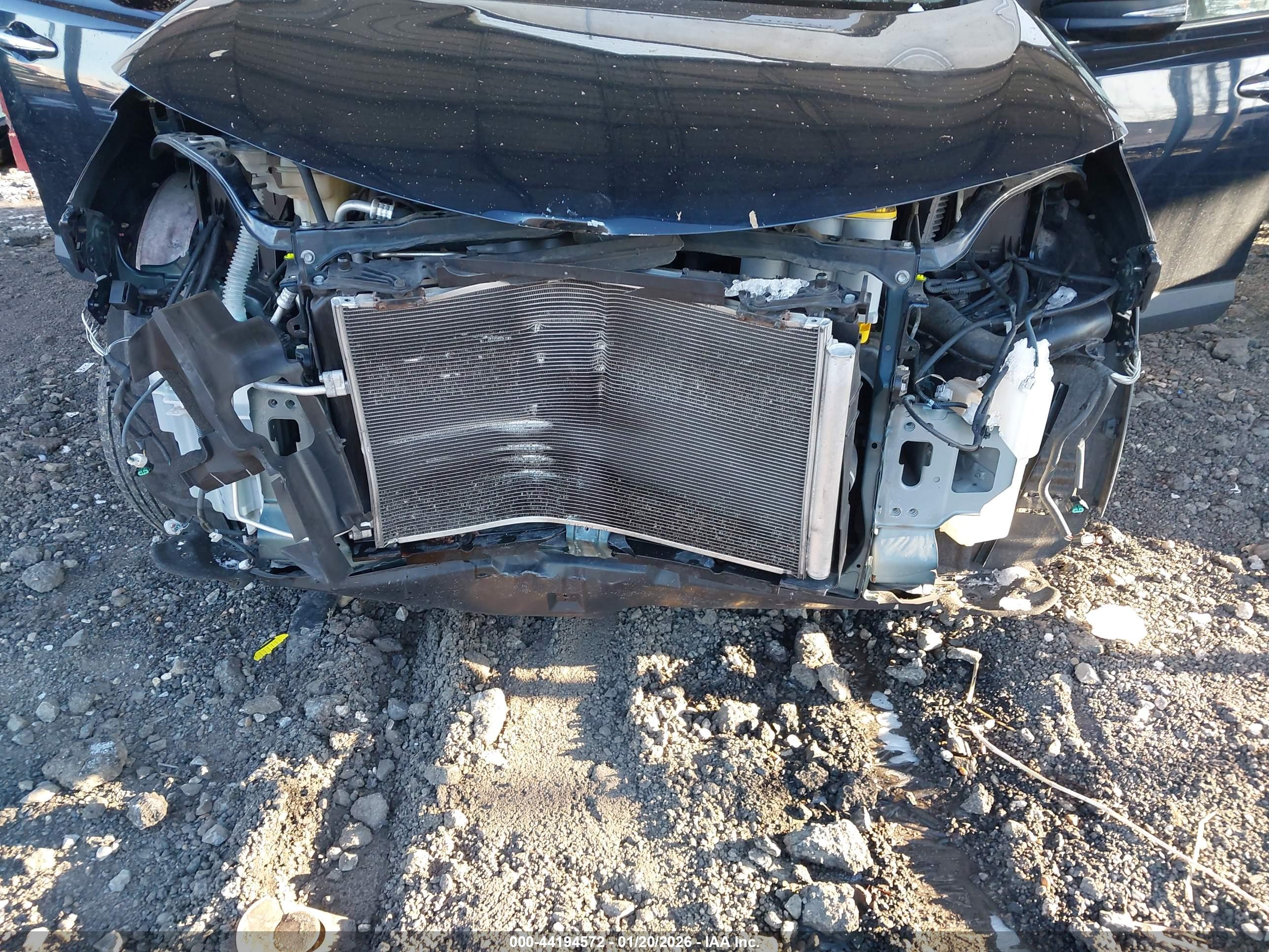 TOYOTA RAV4 image 6