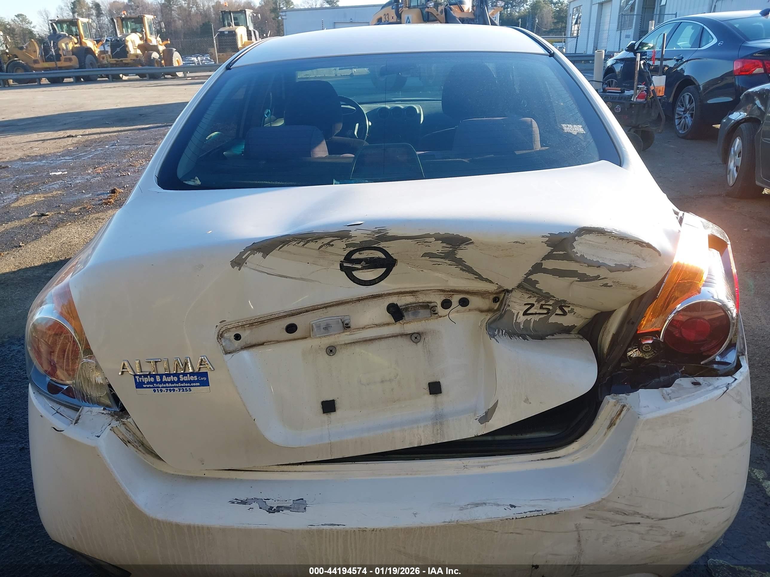 NISSAN ALTIMA image 6