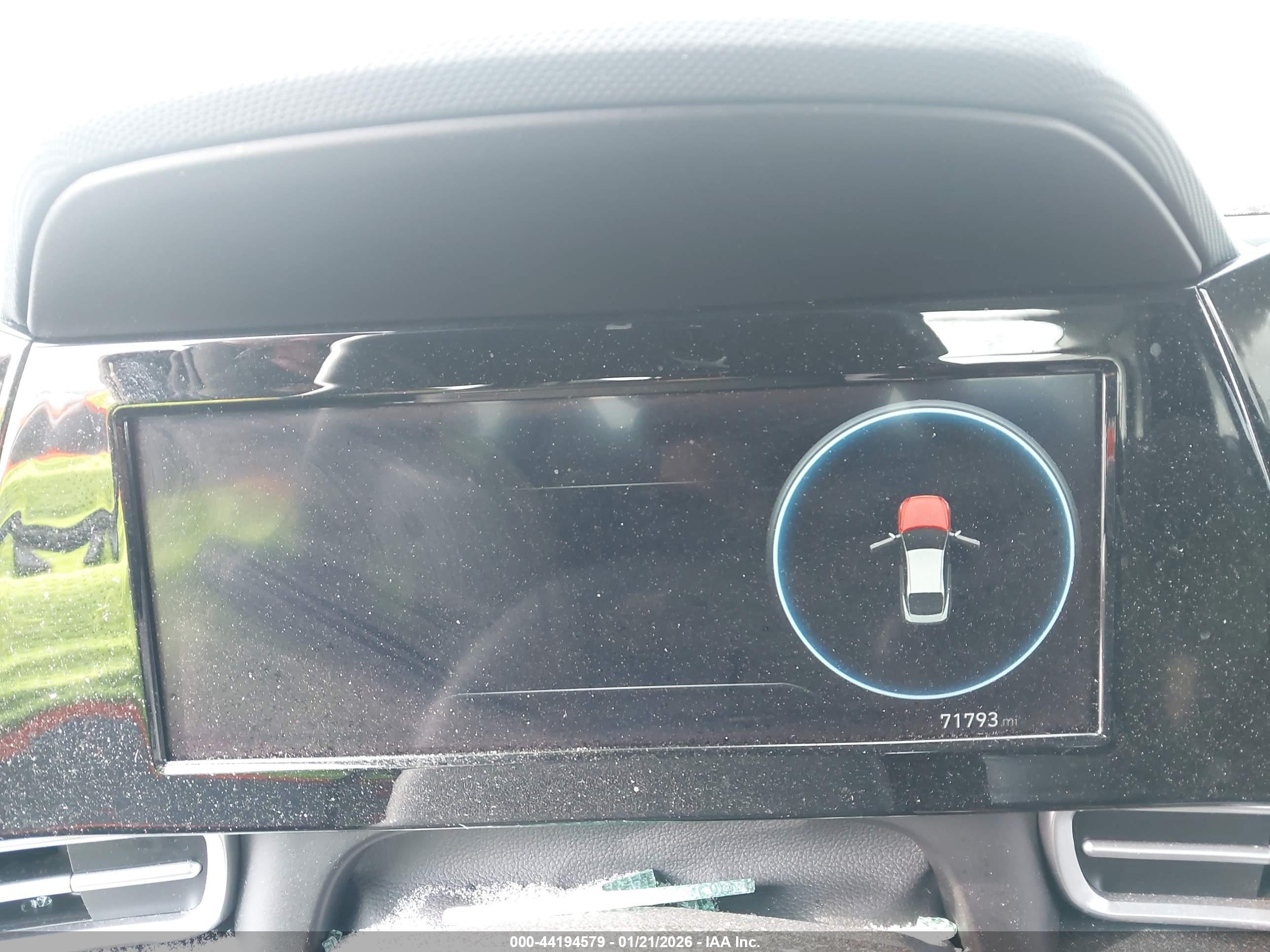 HYUNDAI ELANTRA image 7