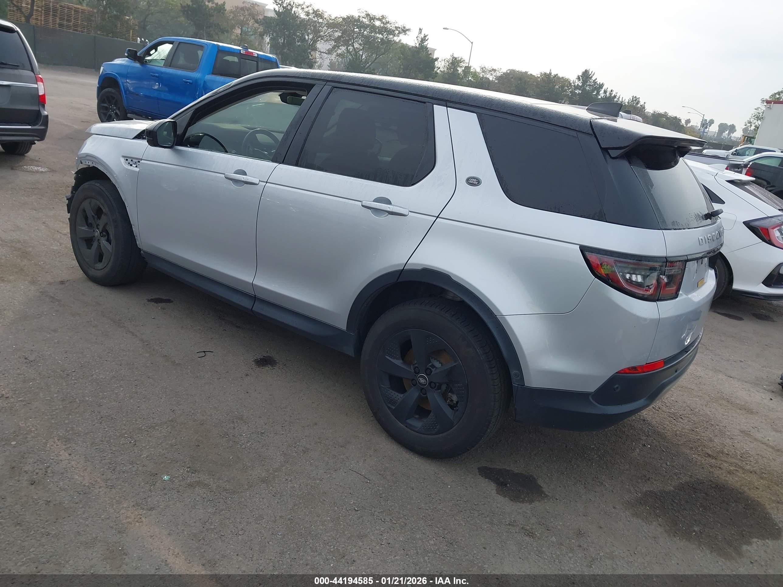 LAND ROVER image 3