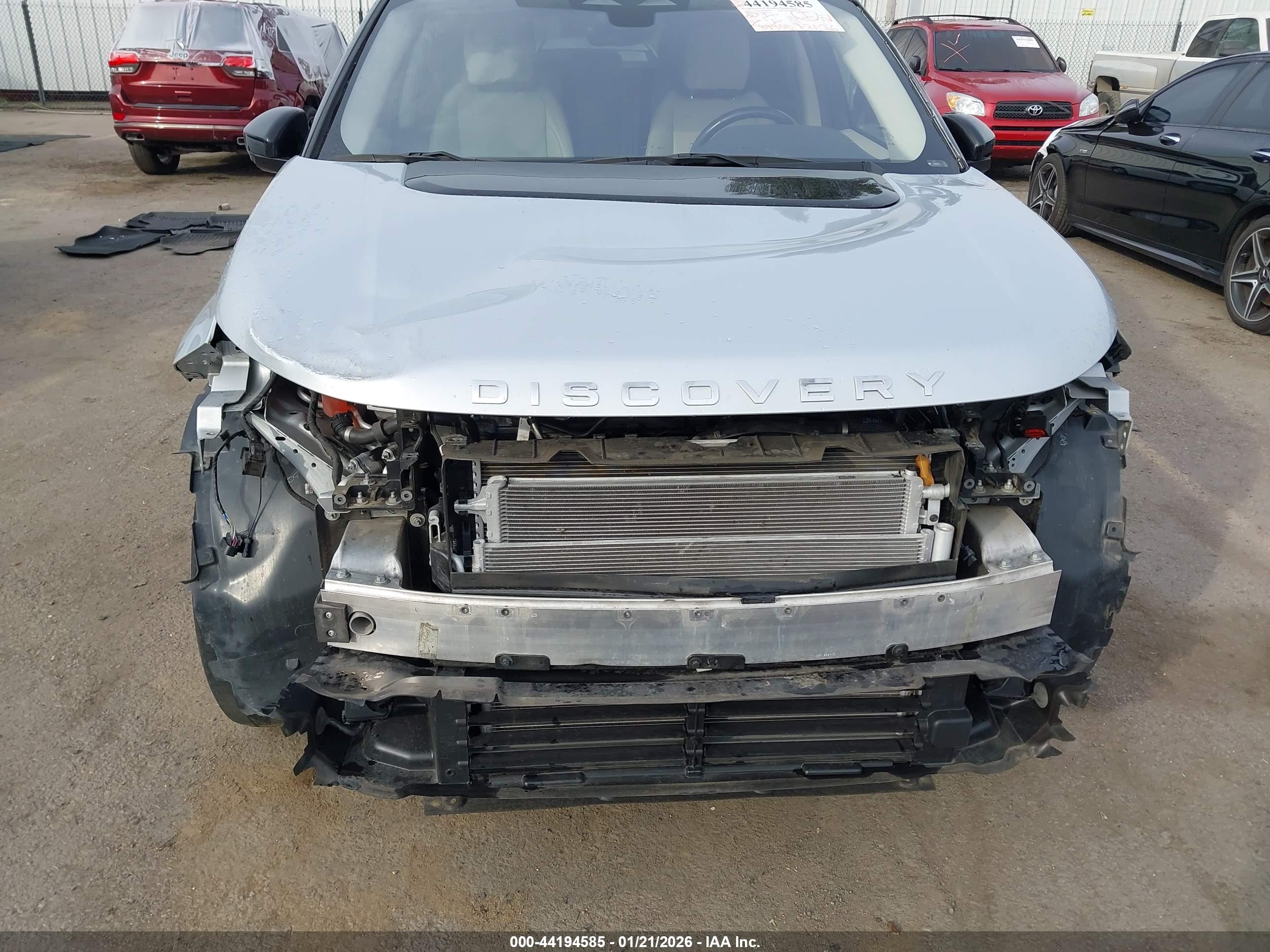 LAND ROVER image 6