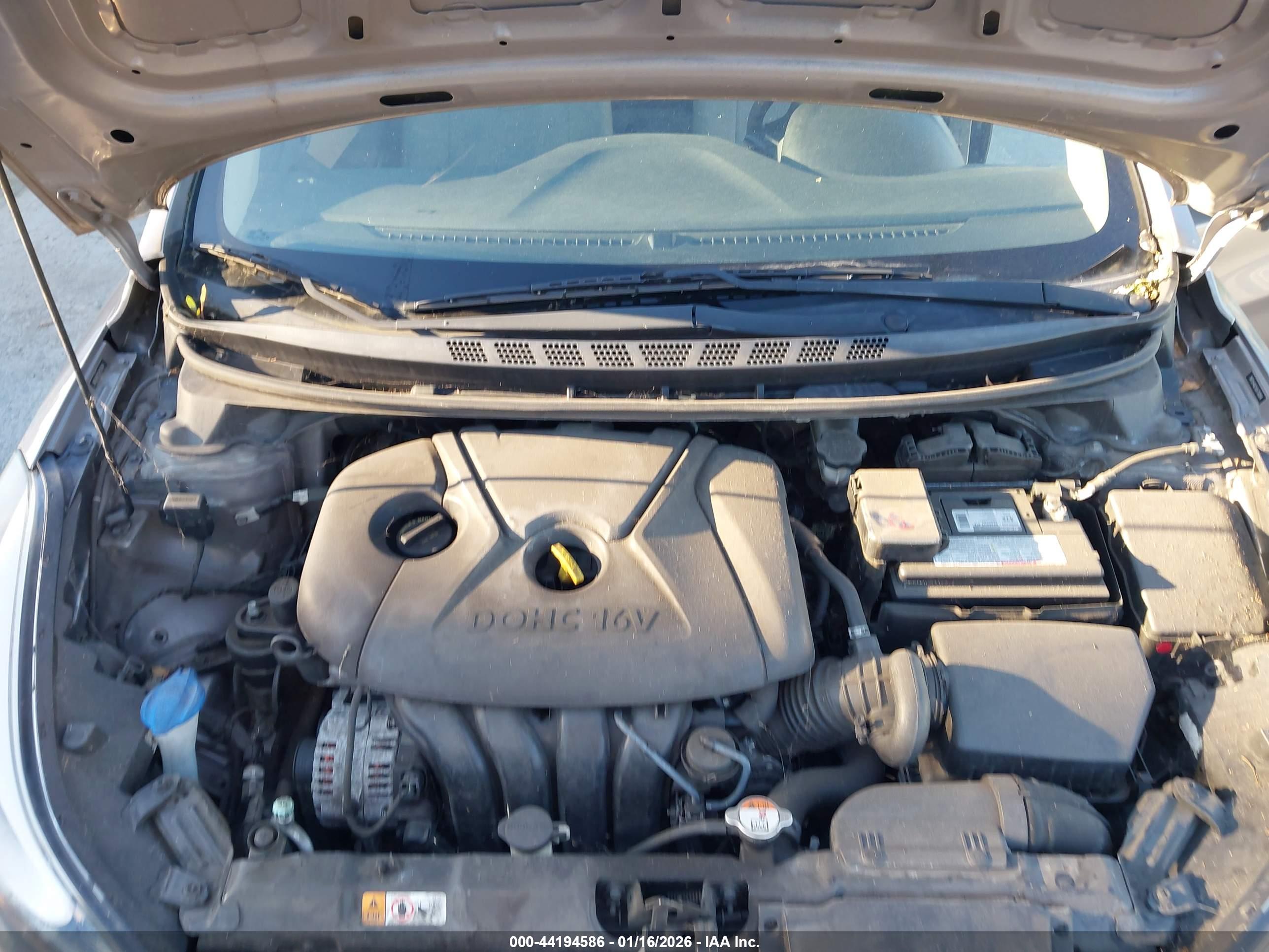 HYUNDAI ELANTRA image 10