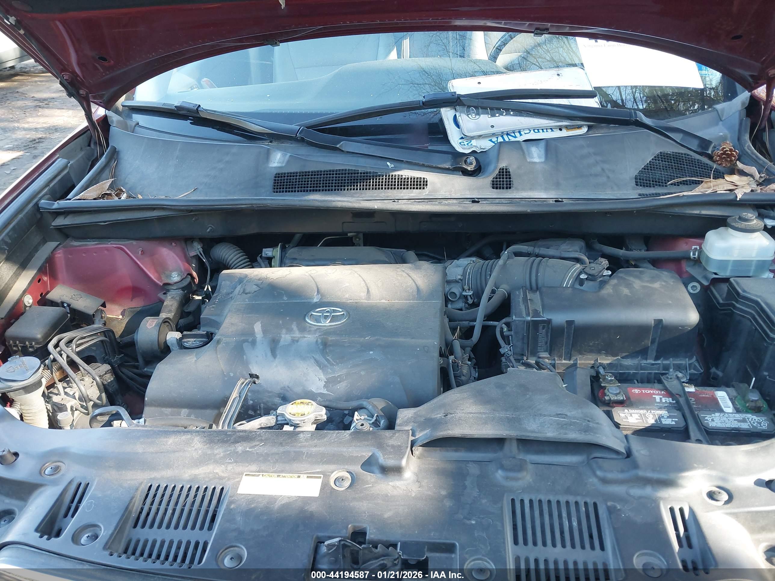 TOYOTA HIGHLANDER image 10