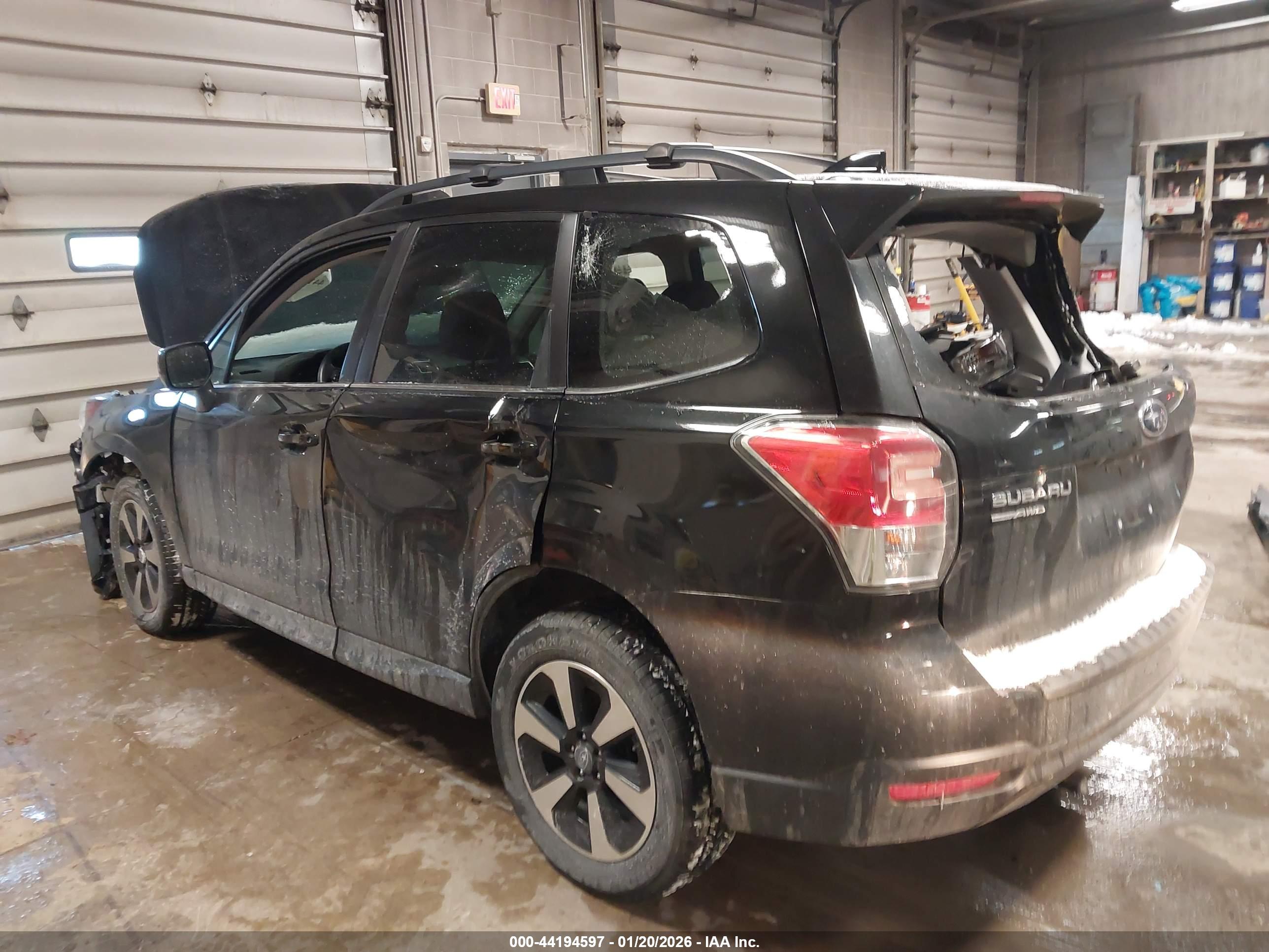 SUBARU FORESTER image 3