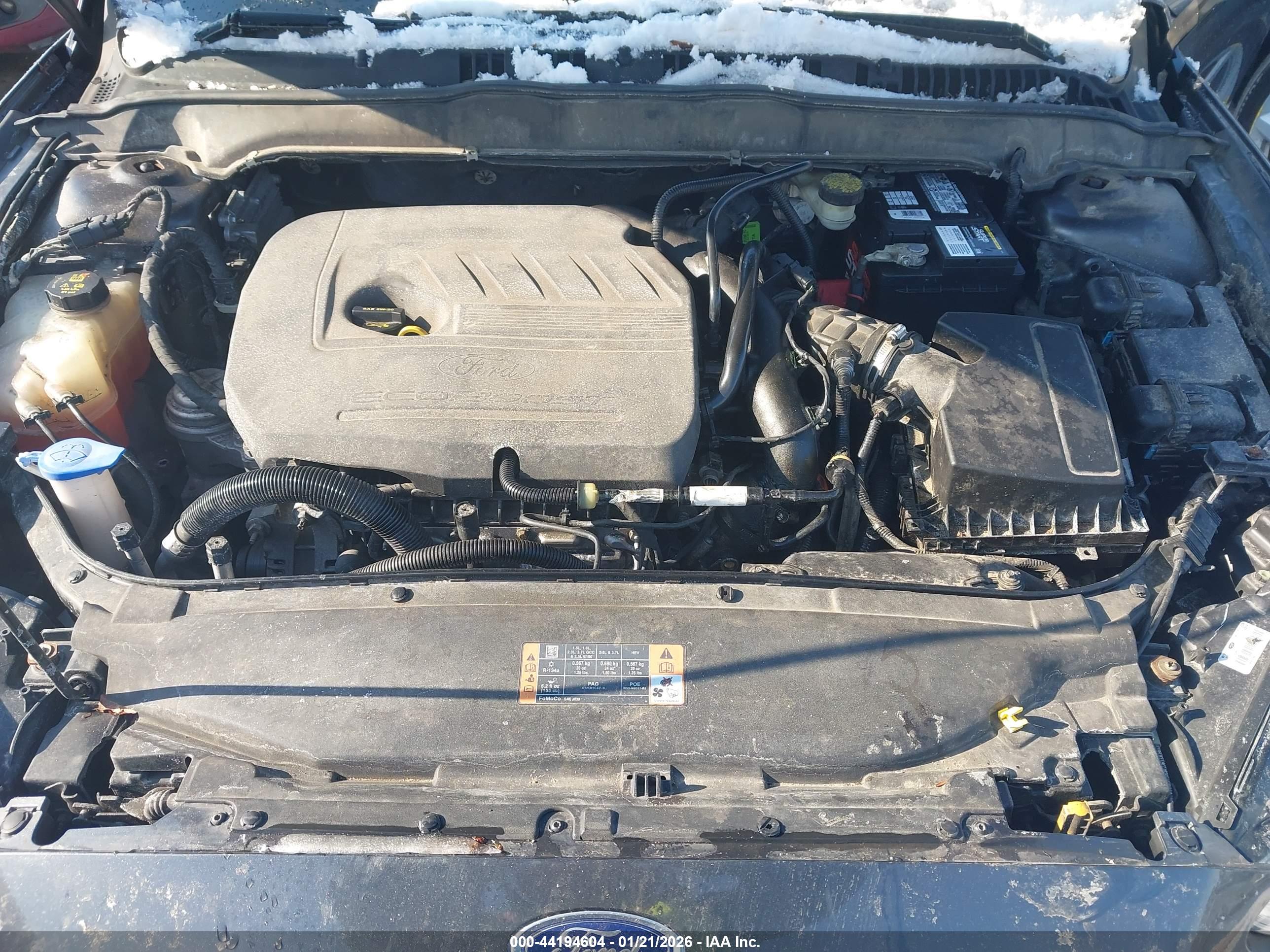 FORD FUSION image 10