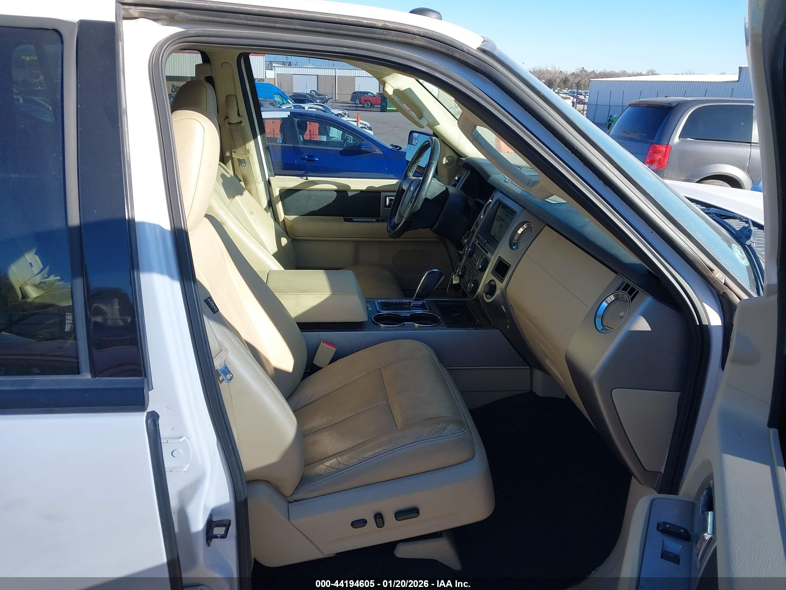 FORD EXPEDITION image 5