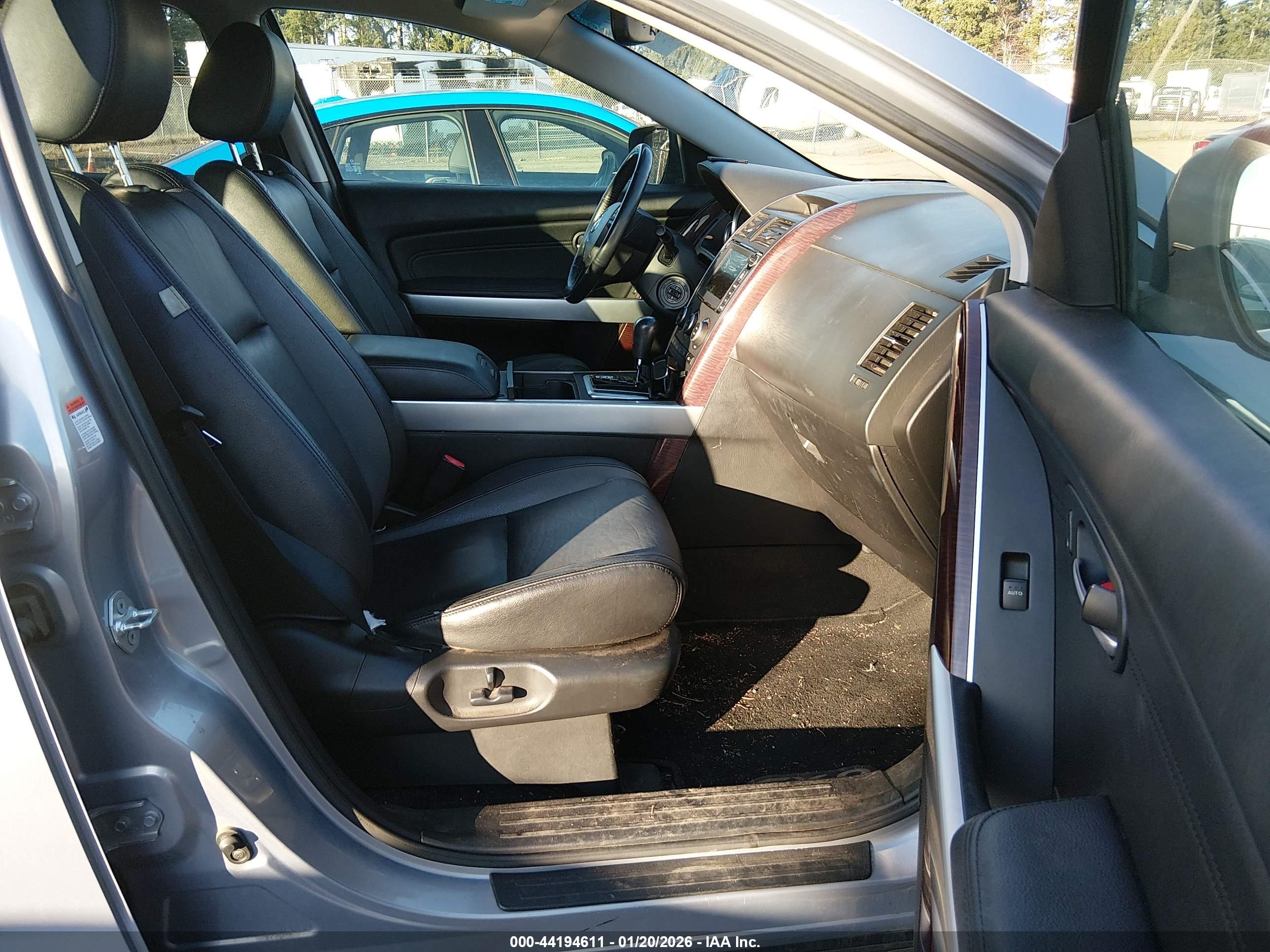 MAZDA CX-9 image 5
