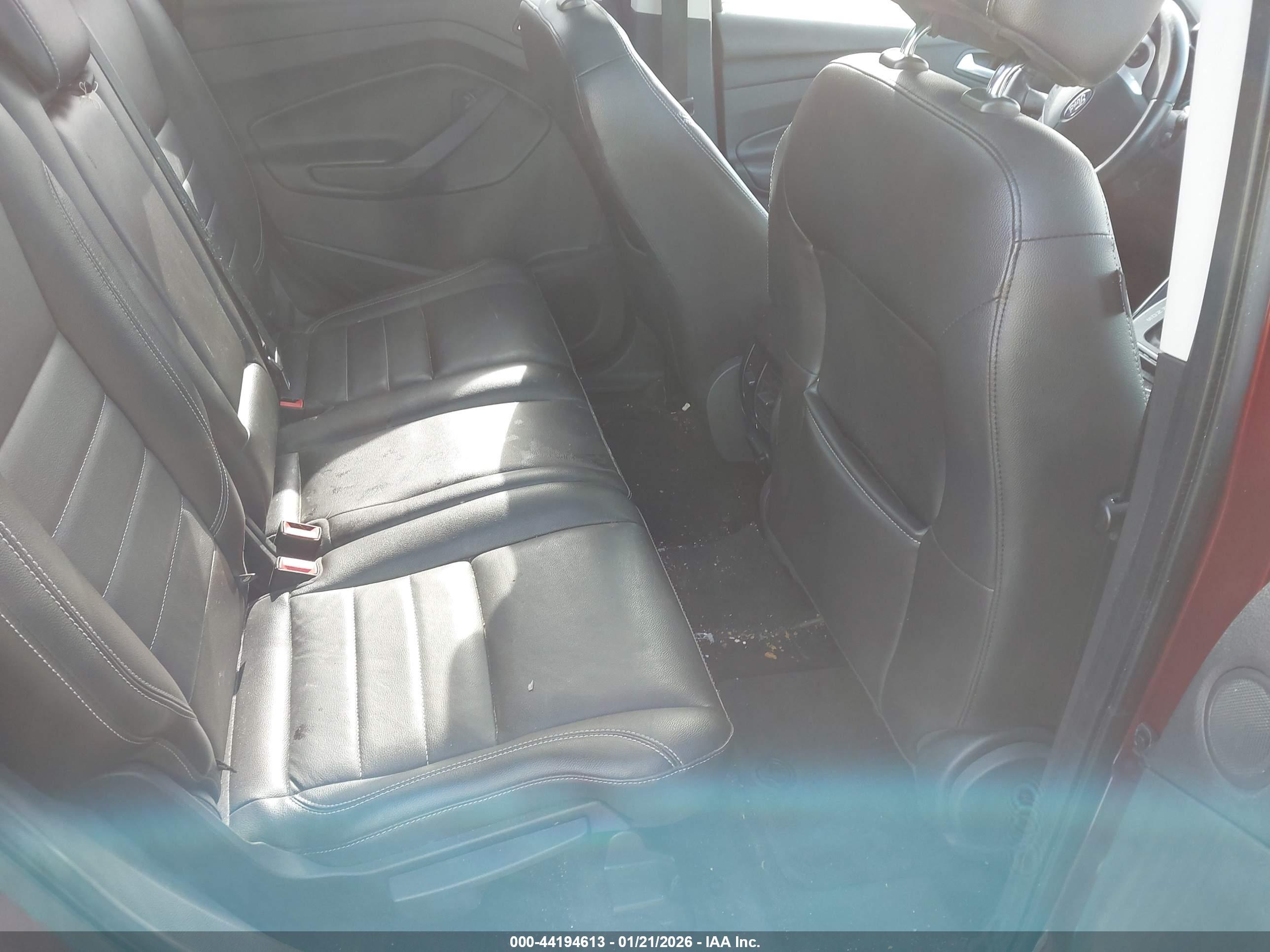 FORD ESCAPE image 8