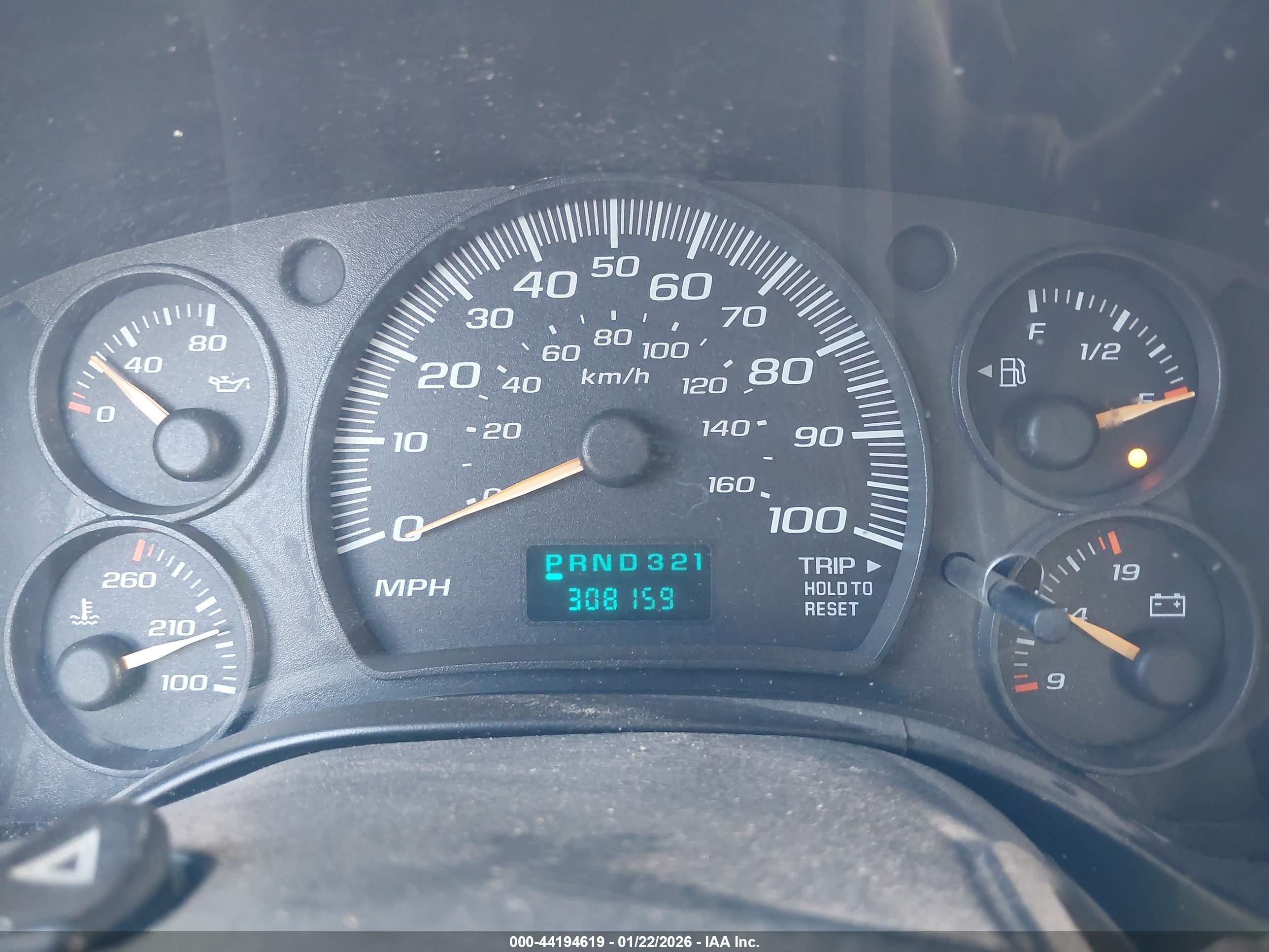 CHEVROLET EXPRESS image 7