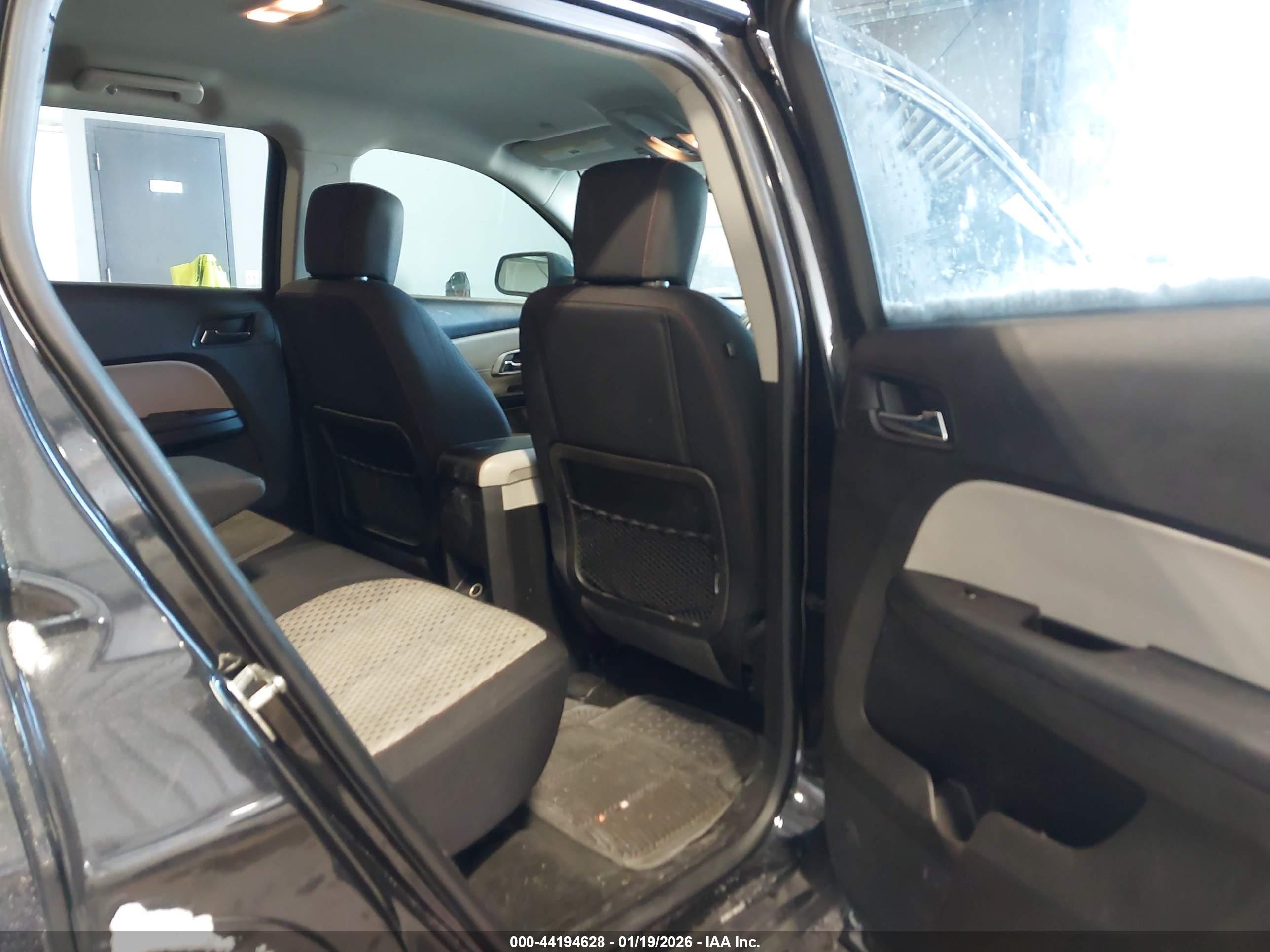 GMC TERRAIN image 8