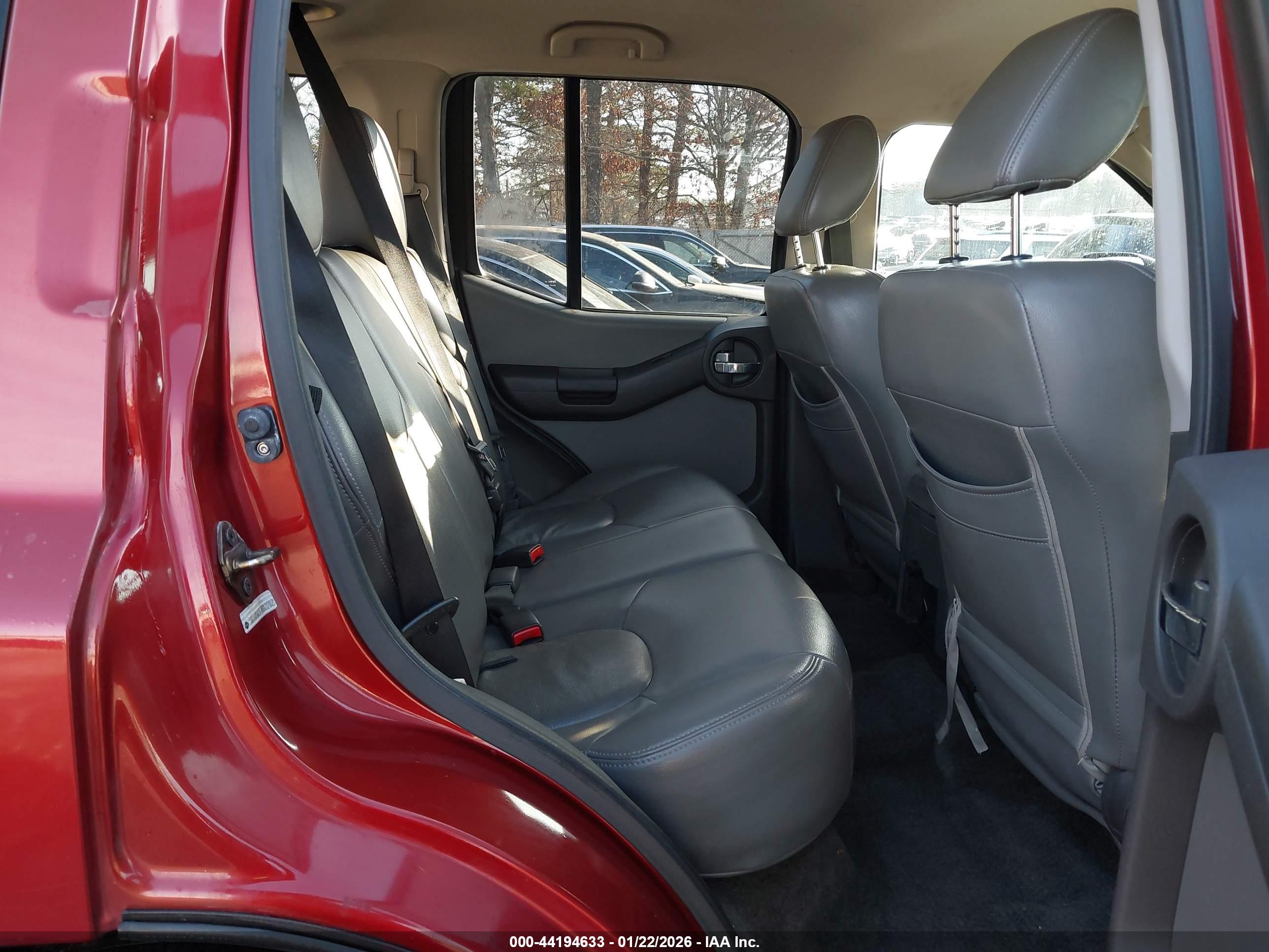 NISSAN XTERRA image 8