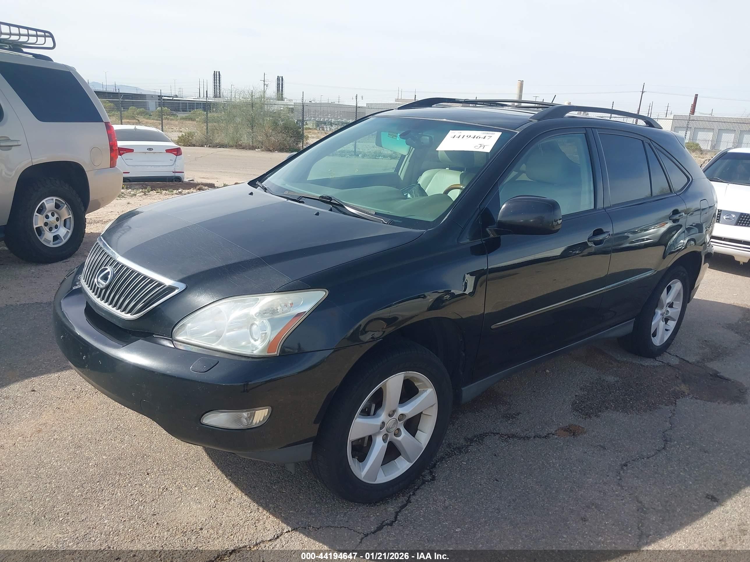 LEXUS RX image 2