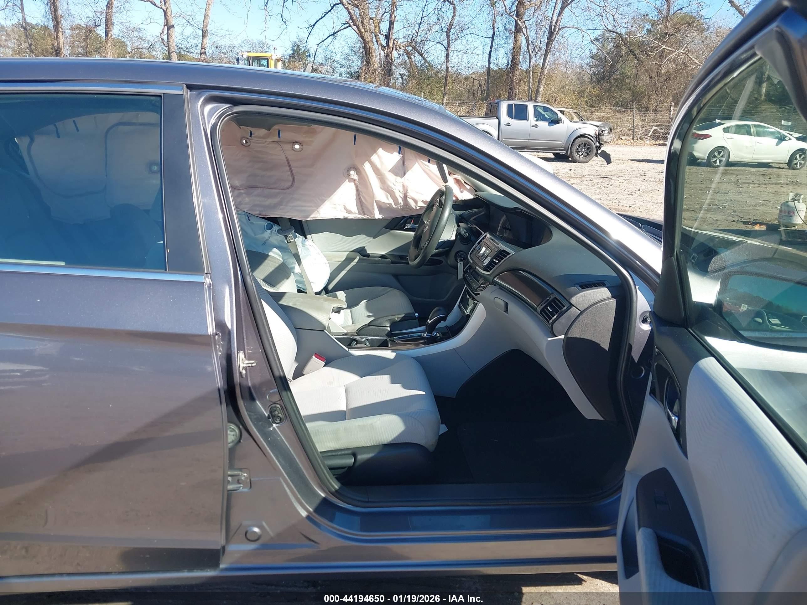 HONDA ACCORD image 5