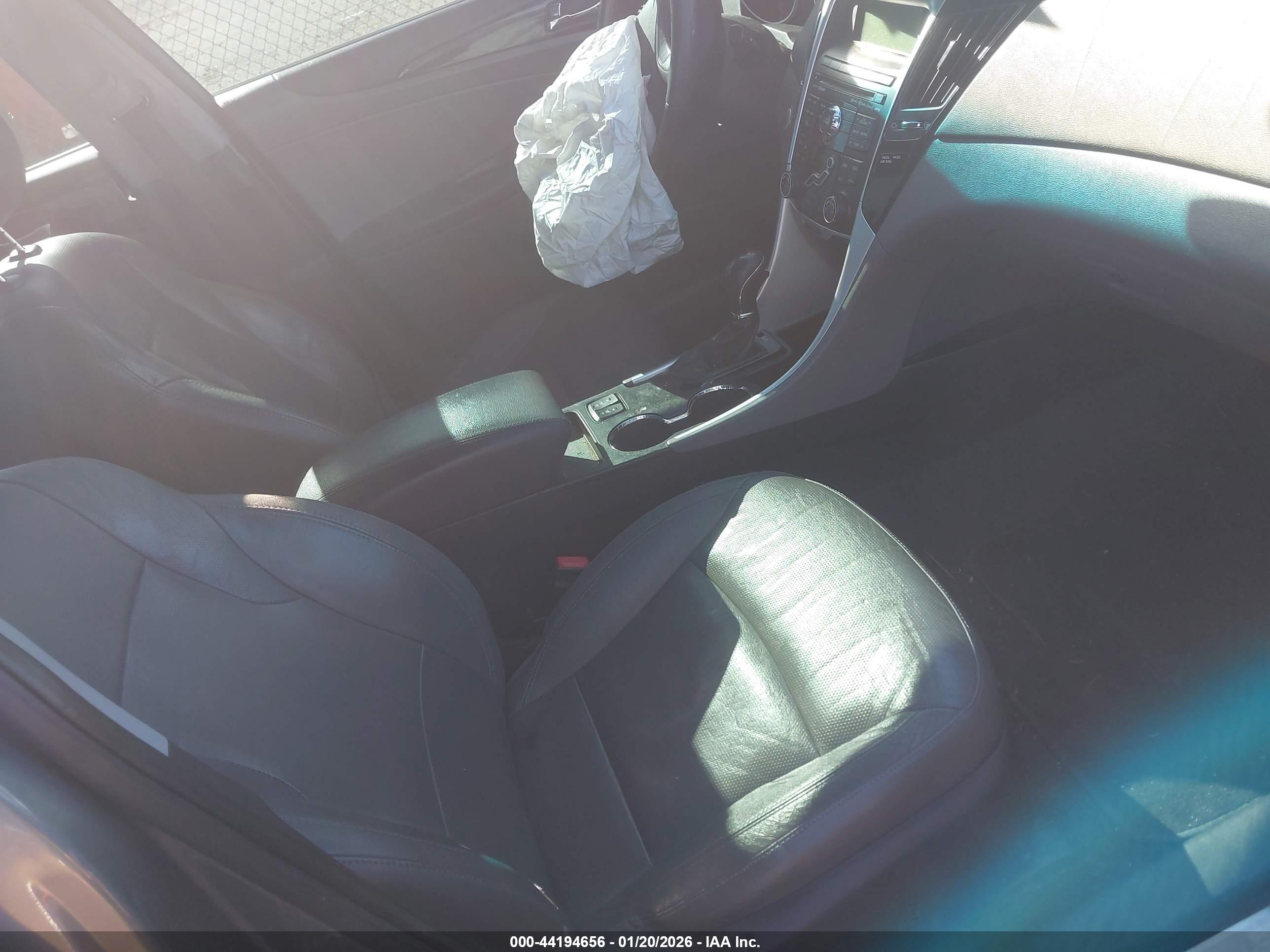 HYUNDAI SONATA image 5