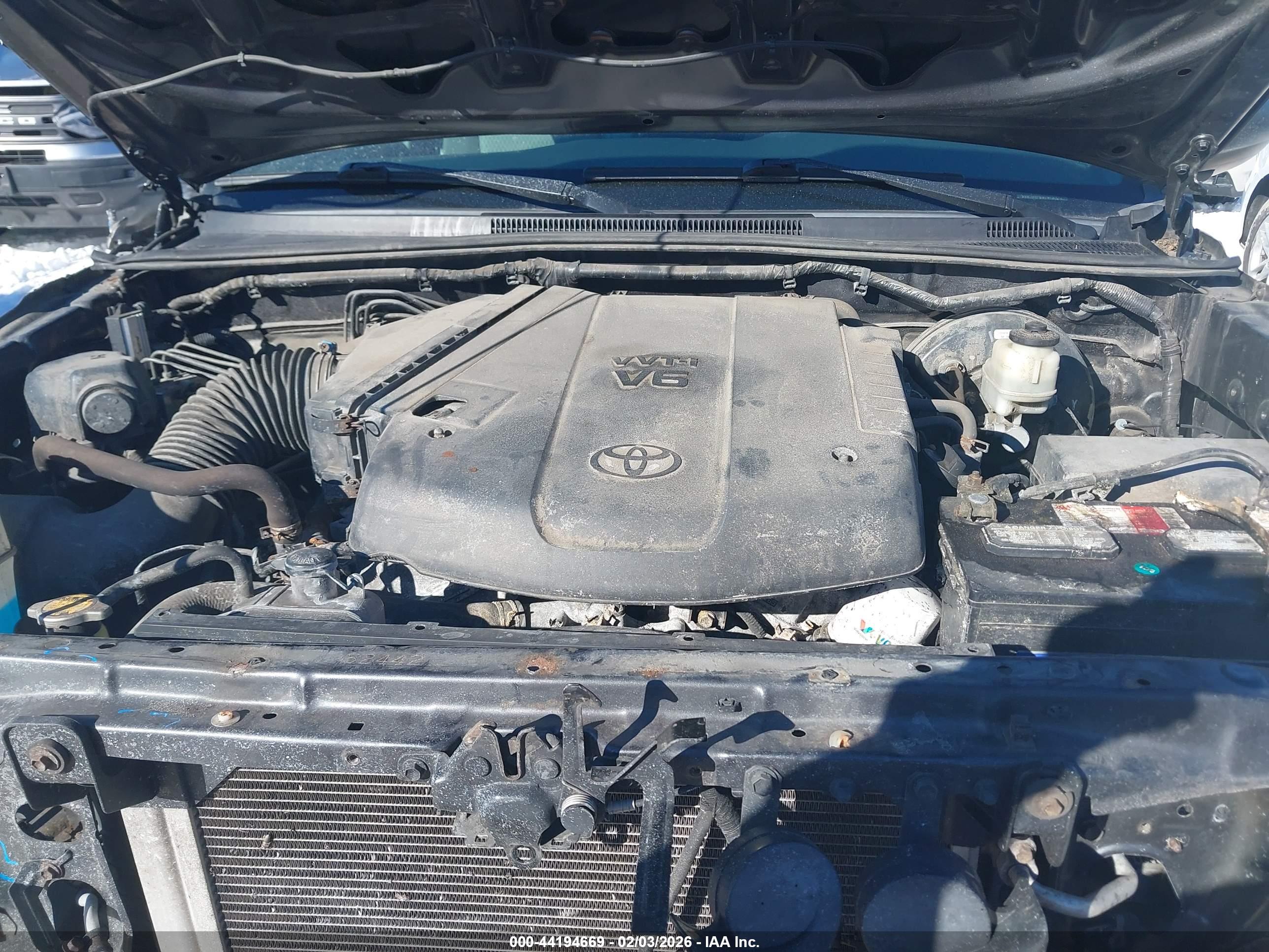 TOYOTA TACOMA image 10