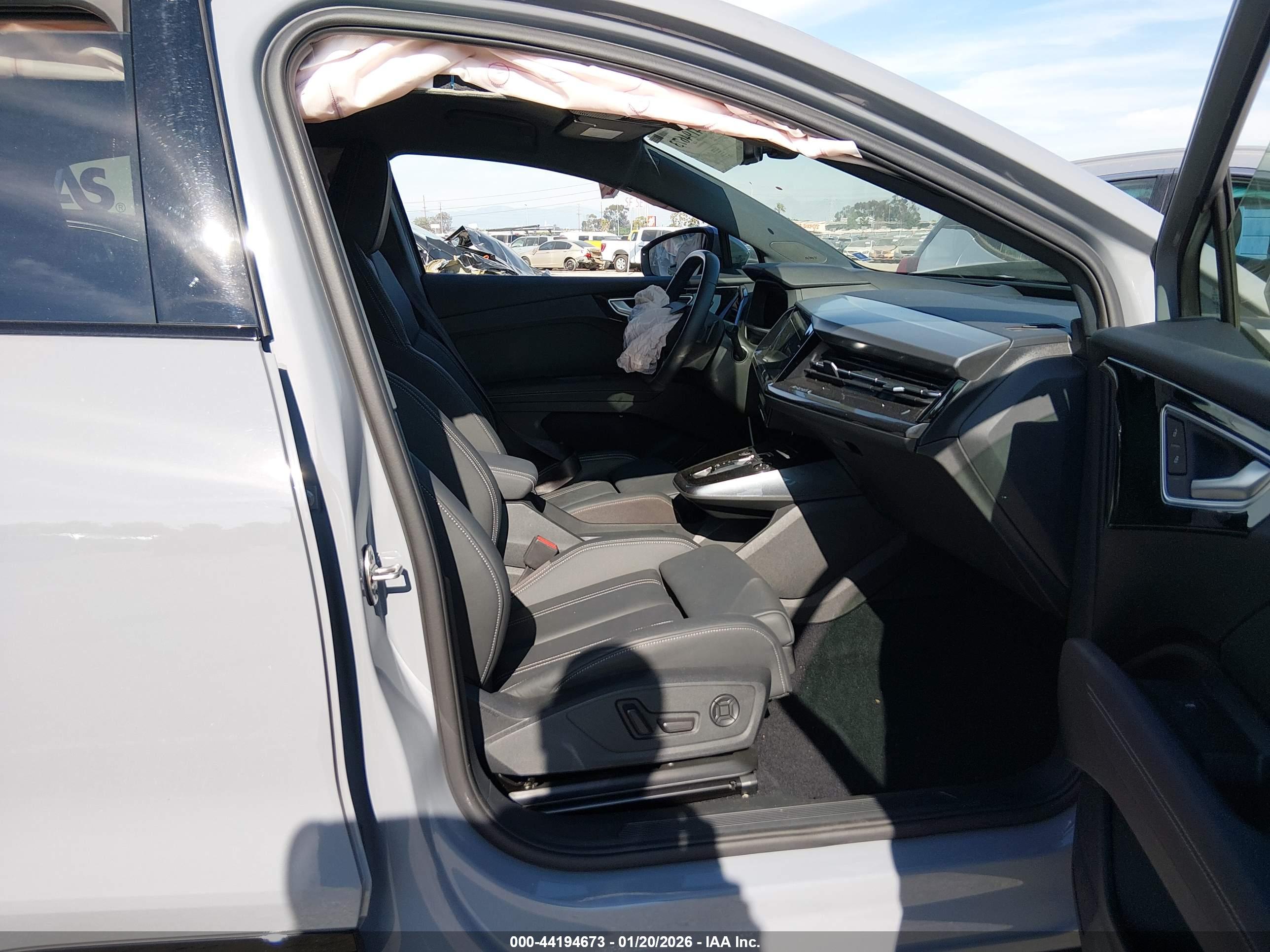 AUDI Q4 image 5