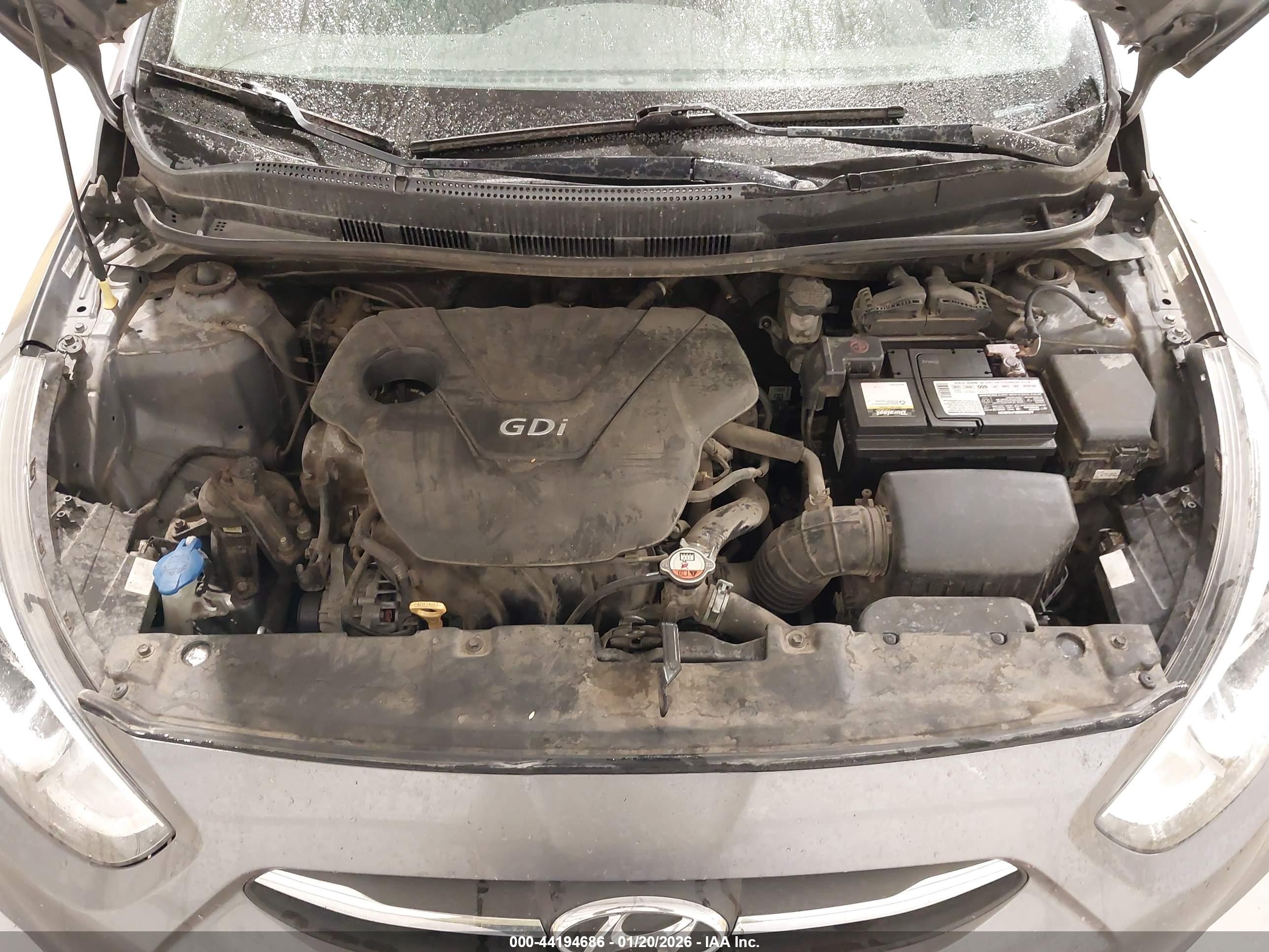 HYUNDAI ACCENT image 10