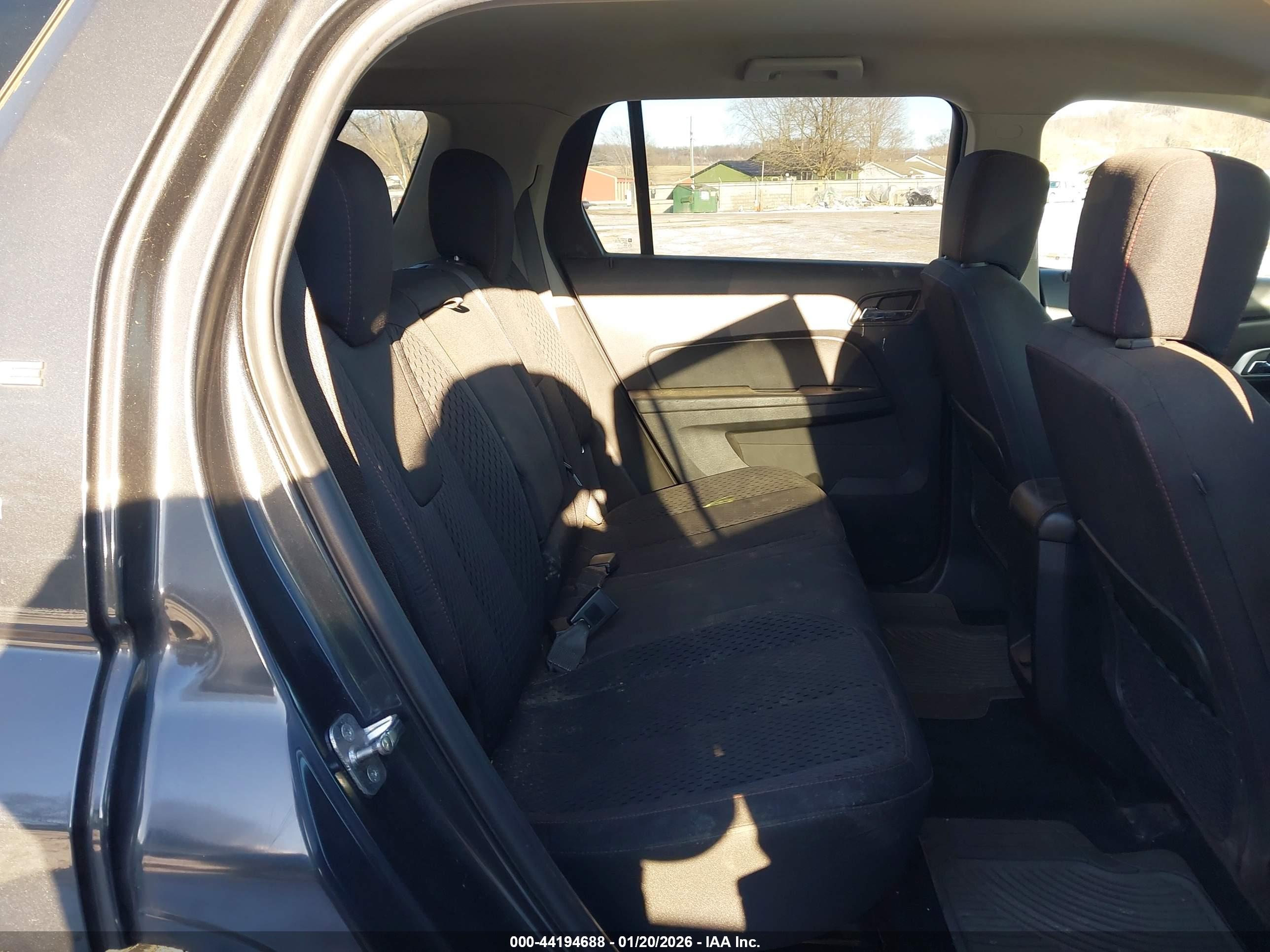 GMC TERRAIN image 8
