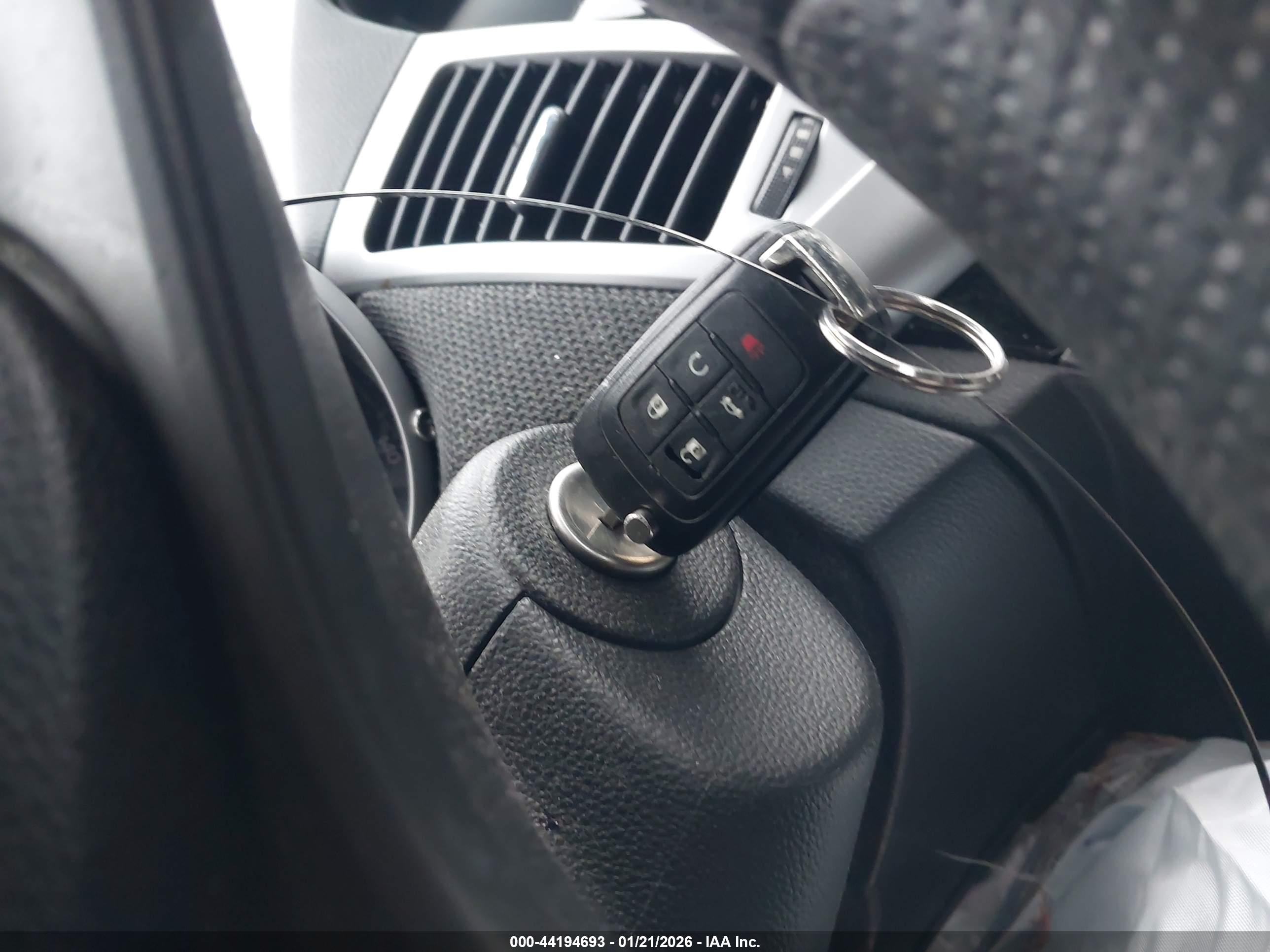 CHEVROLET CRUZE image 11