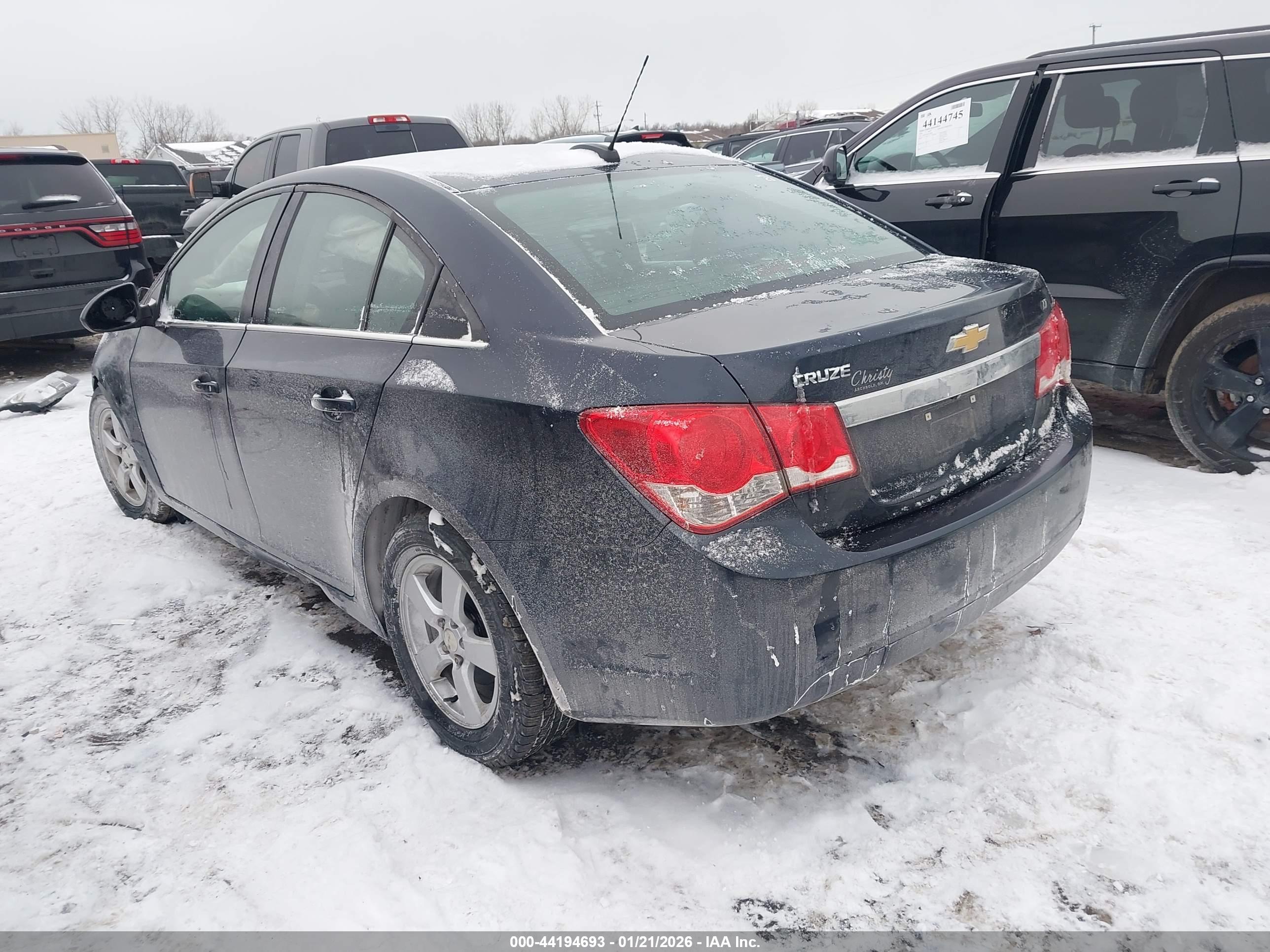 CHEVROLET CRUZE image 3