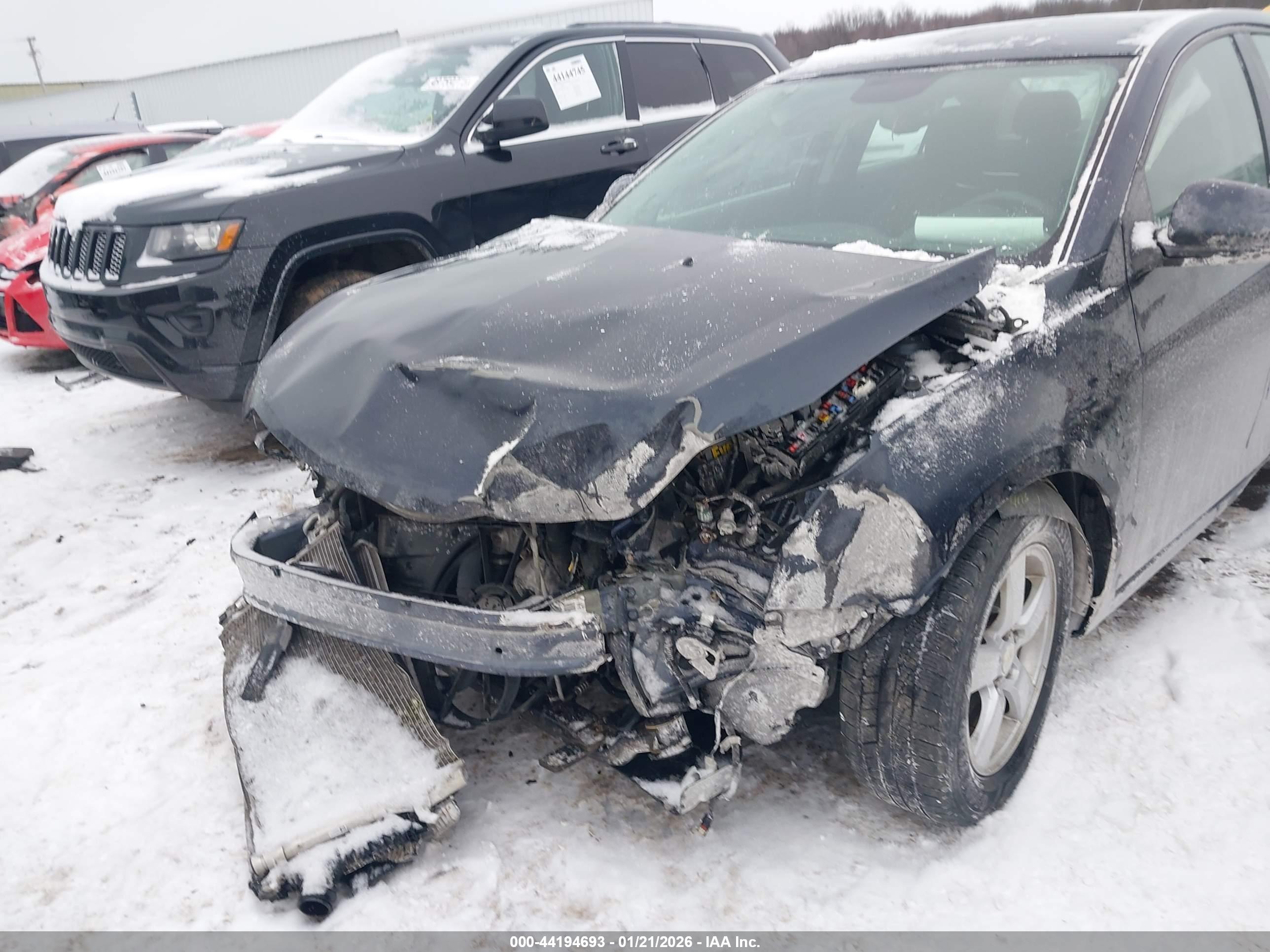 CHEVROLET CRUZE image 6