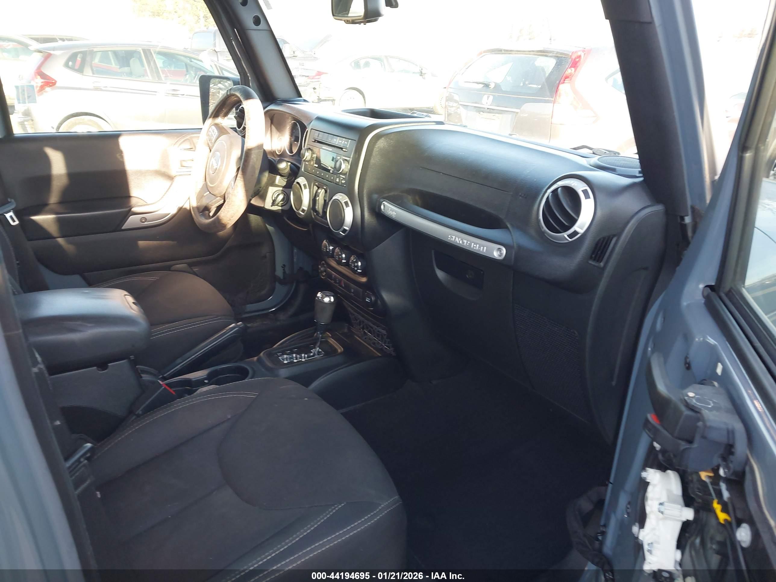 JEEP WRANGLER image 5
