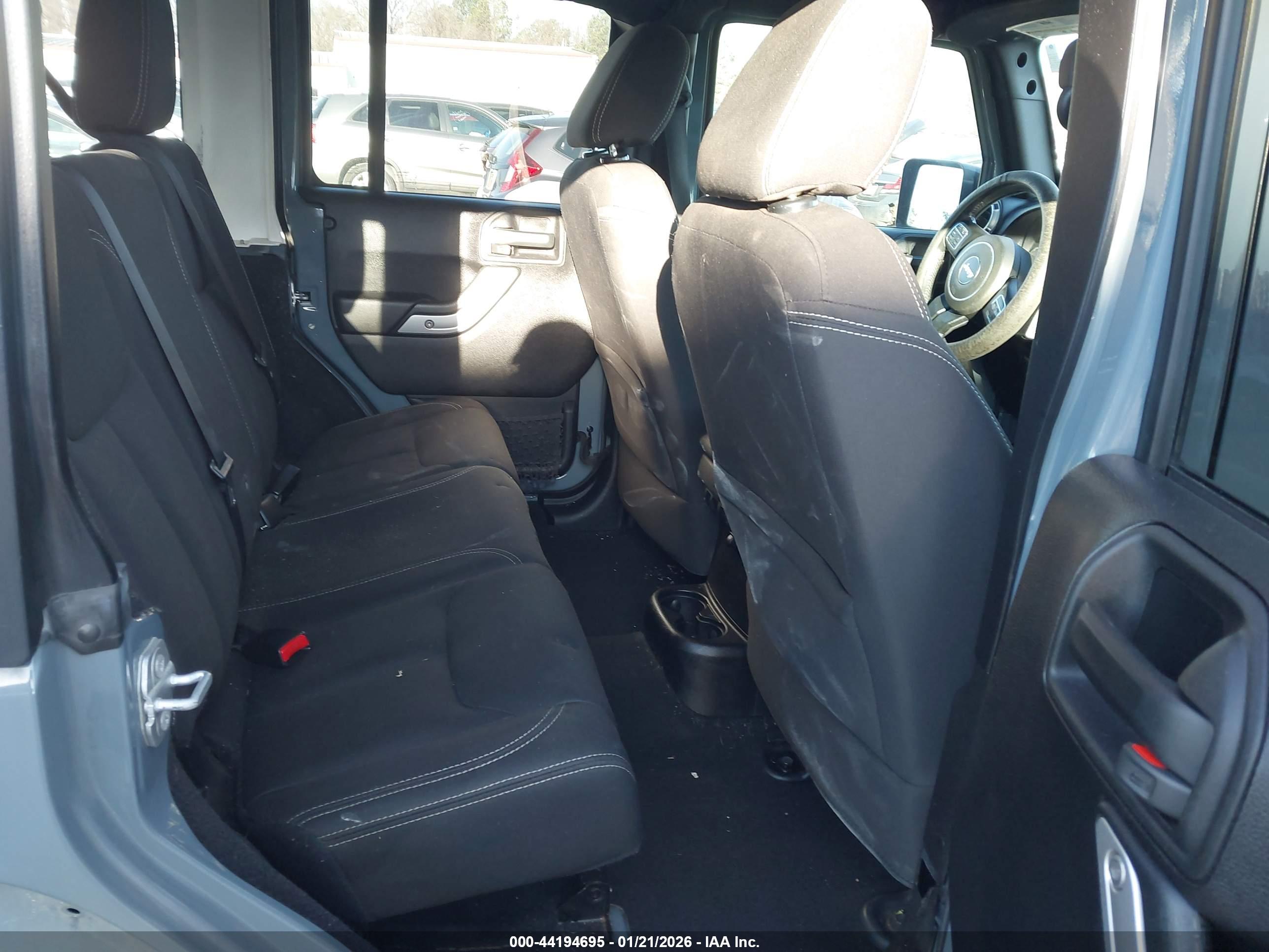 JEEP WRANGLER image 8