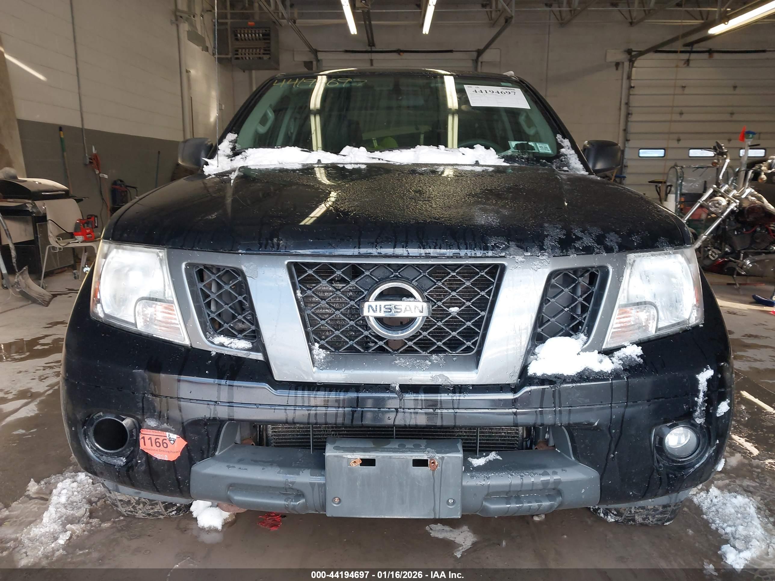 NISSAN FRONTIER image 6