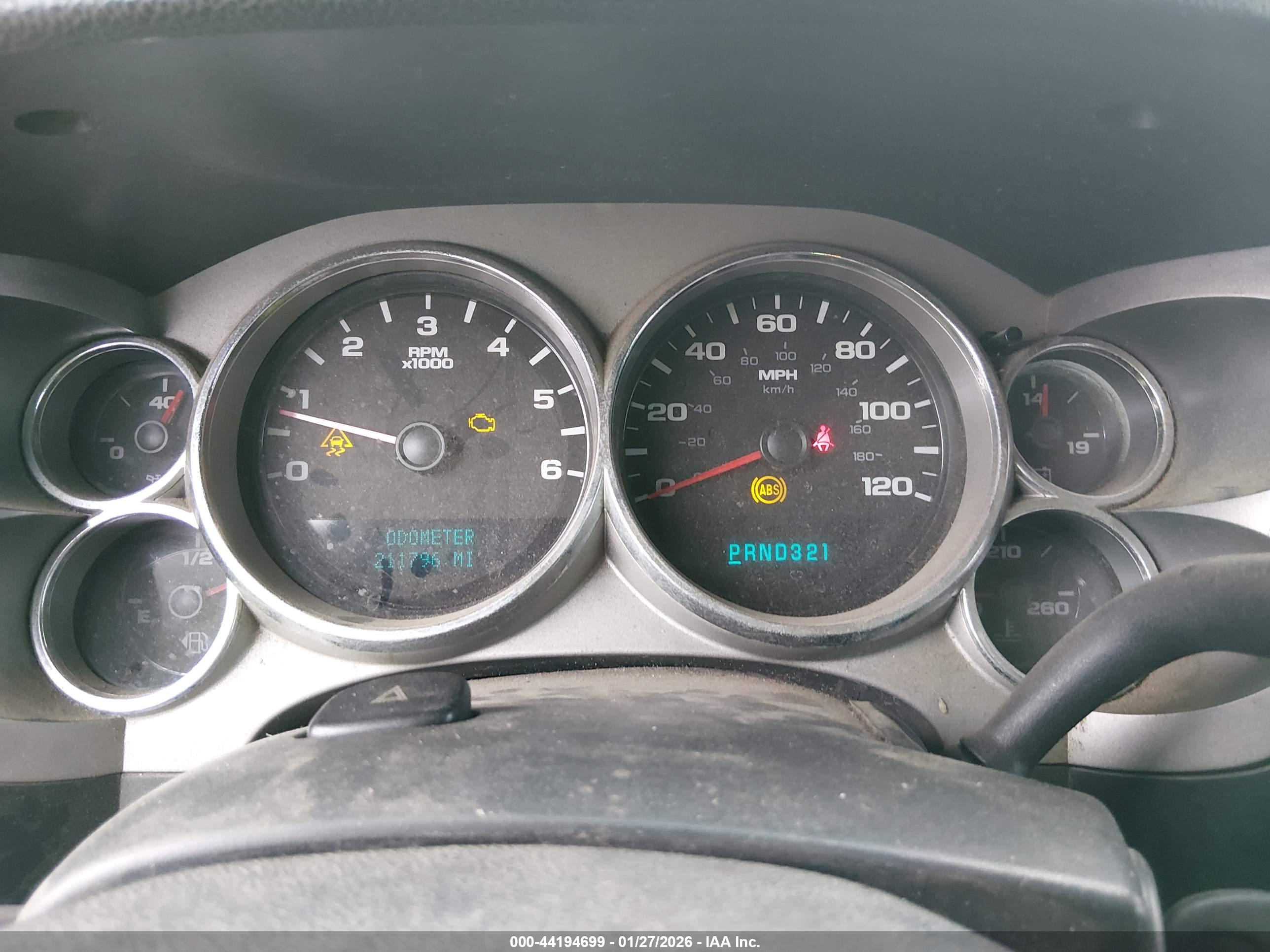 CHEVROLET SILVERADO image 7