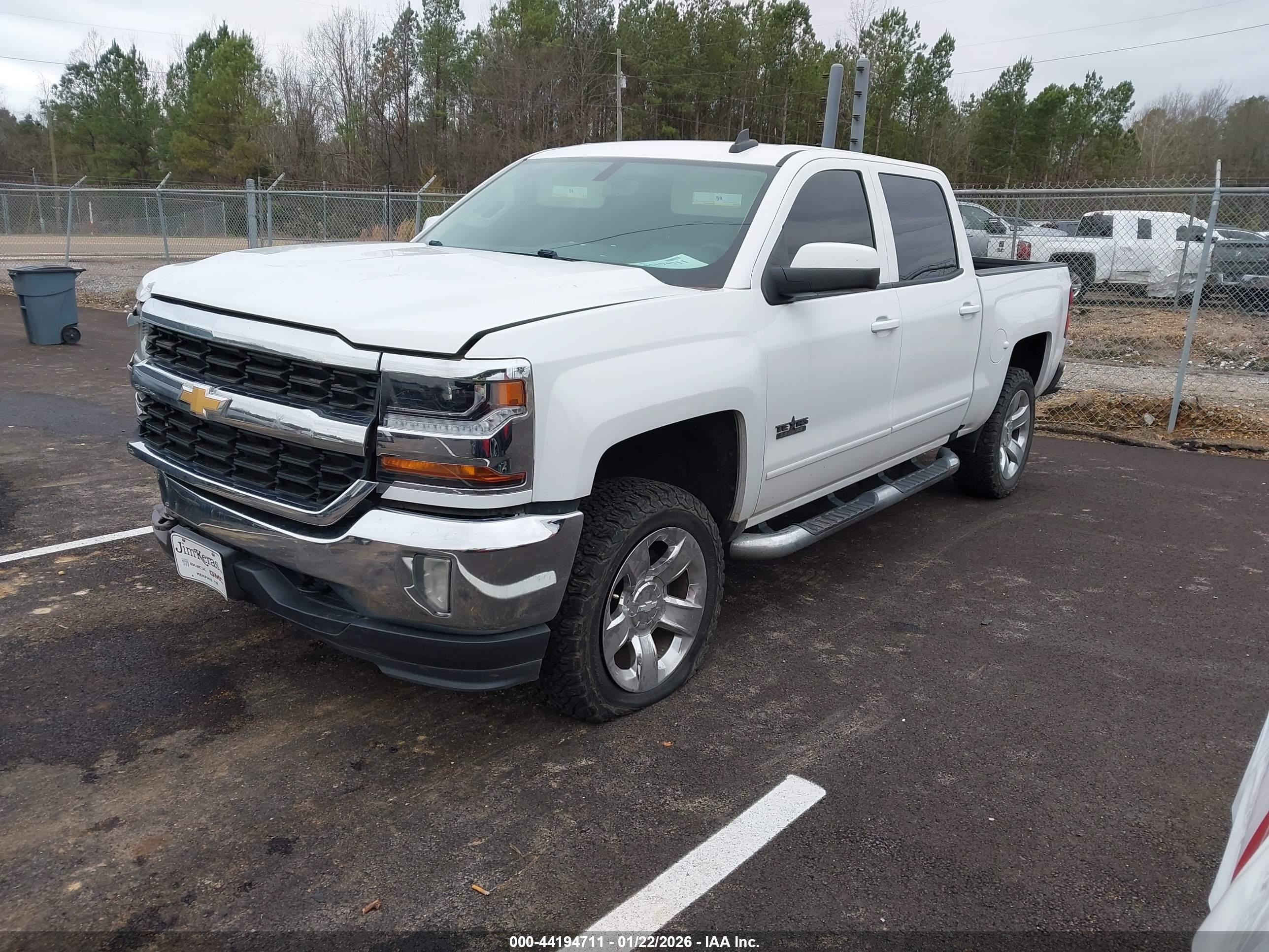 CHEVROLET SILVERADO image 2