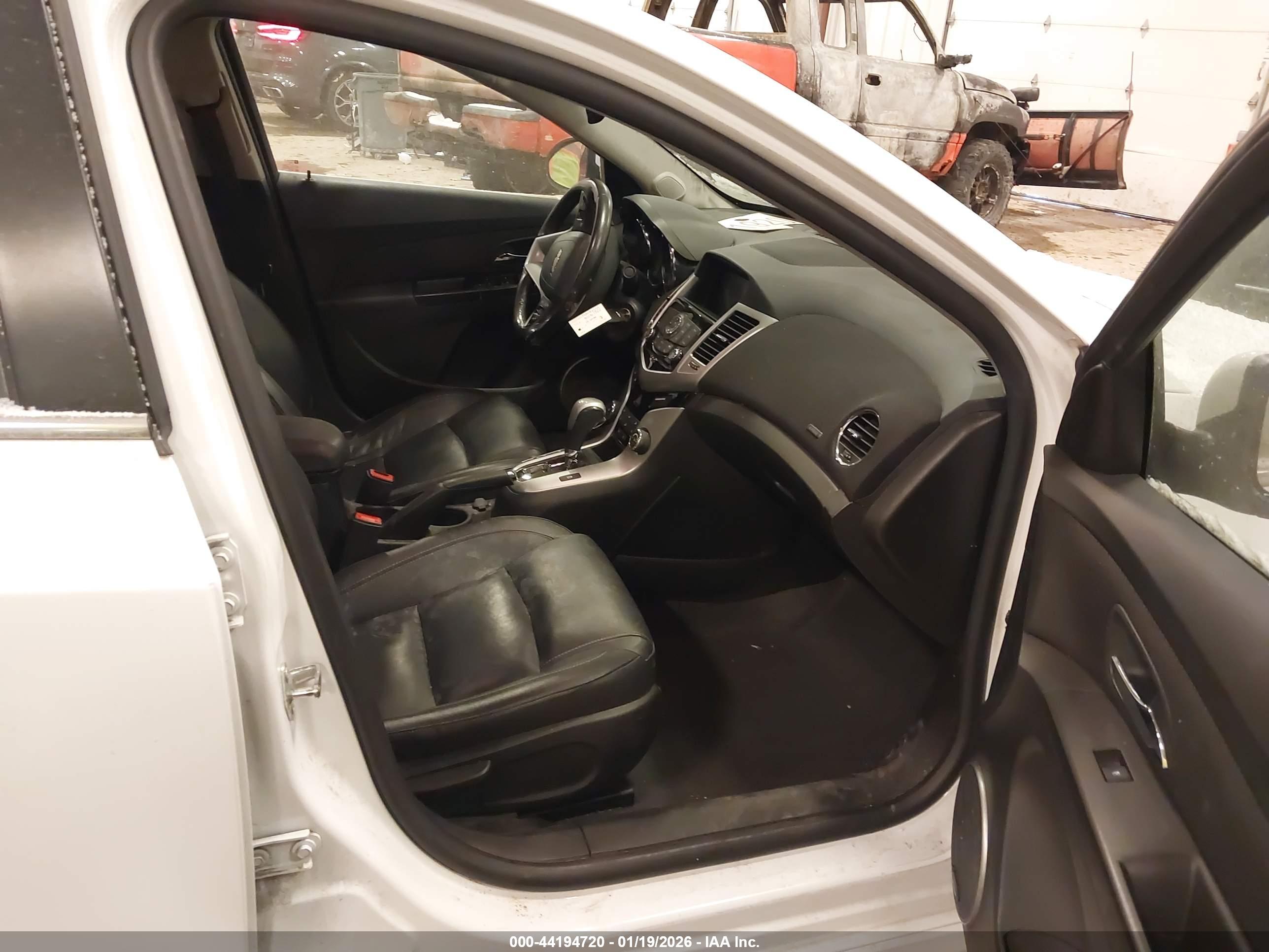 CHEVROLET CRUZE image 5