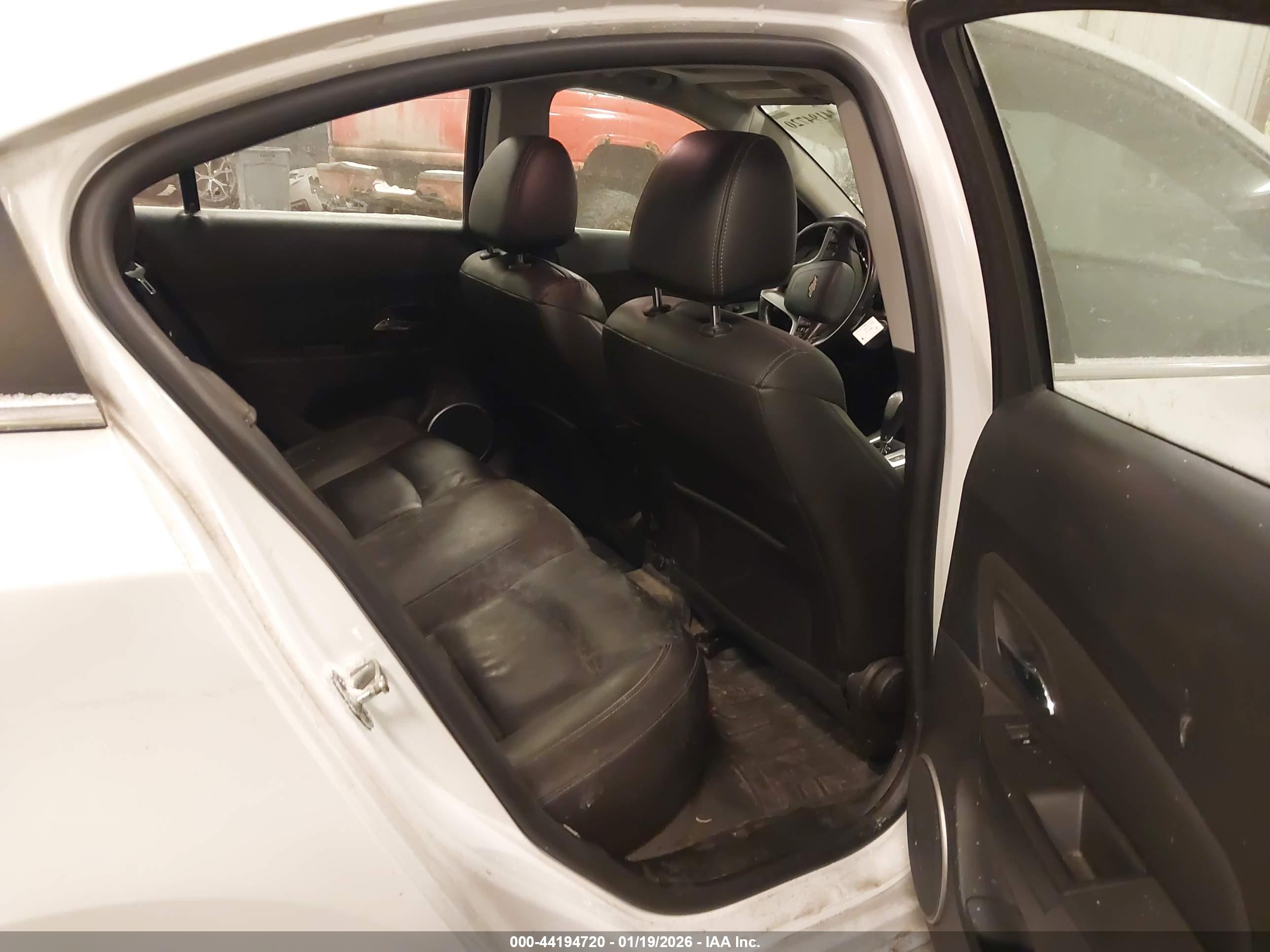CHEVROLET CRUZE image 8