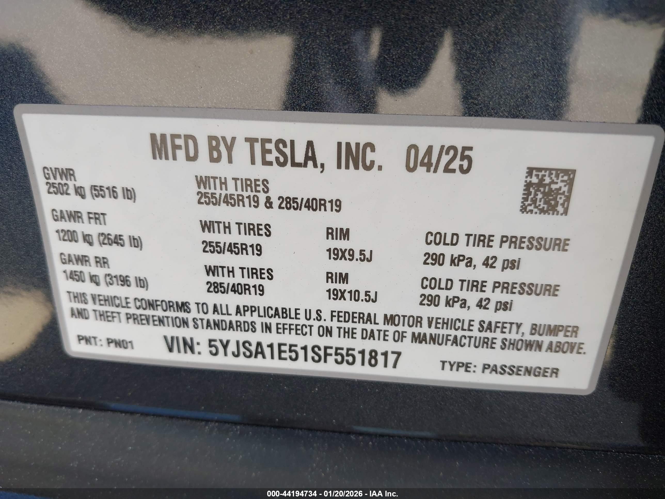 TESLA MODEL image 9