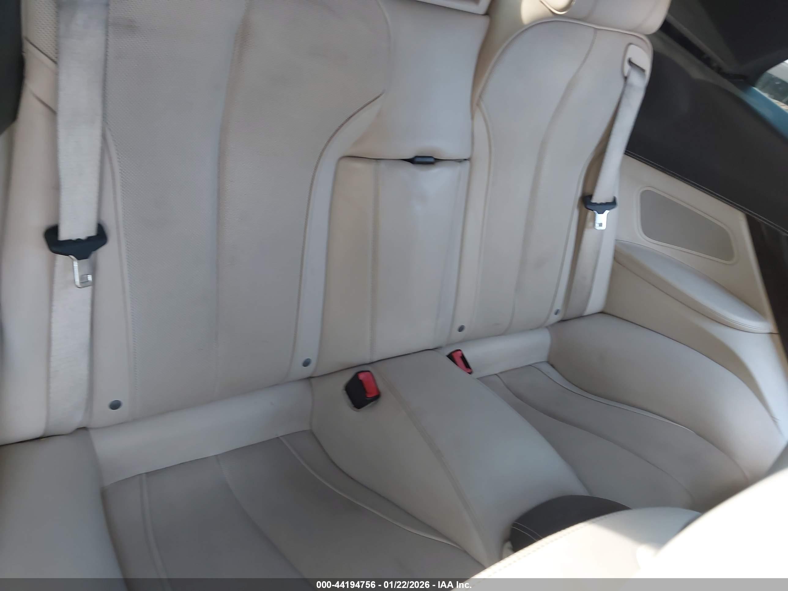 BMW 650I image 8